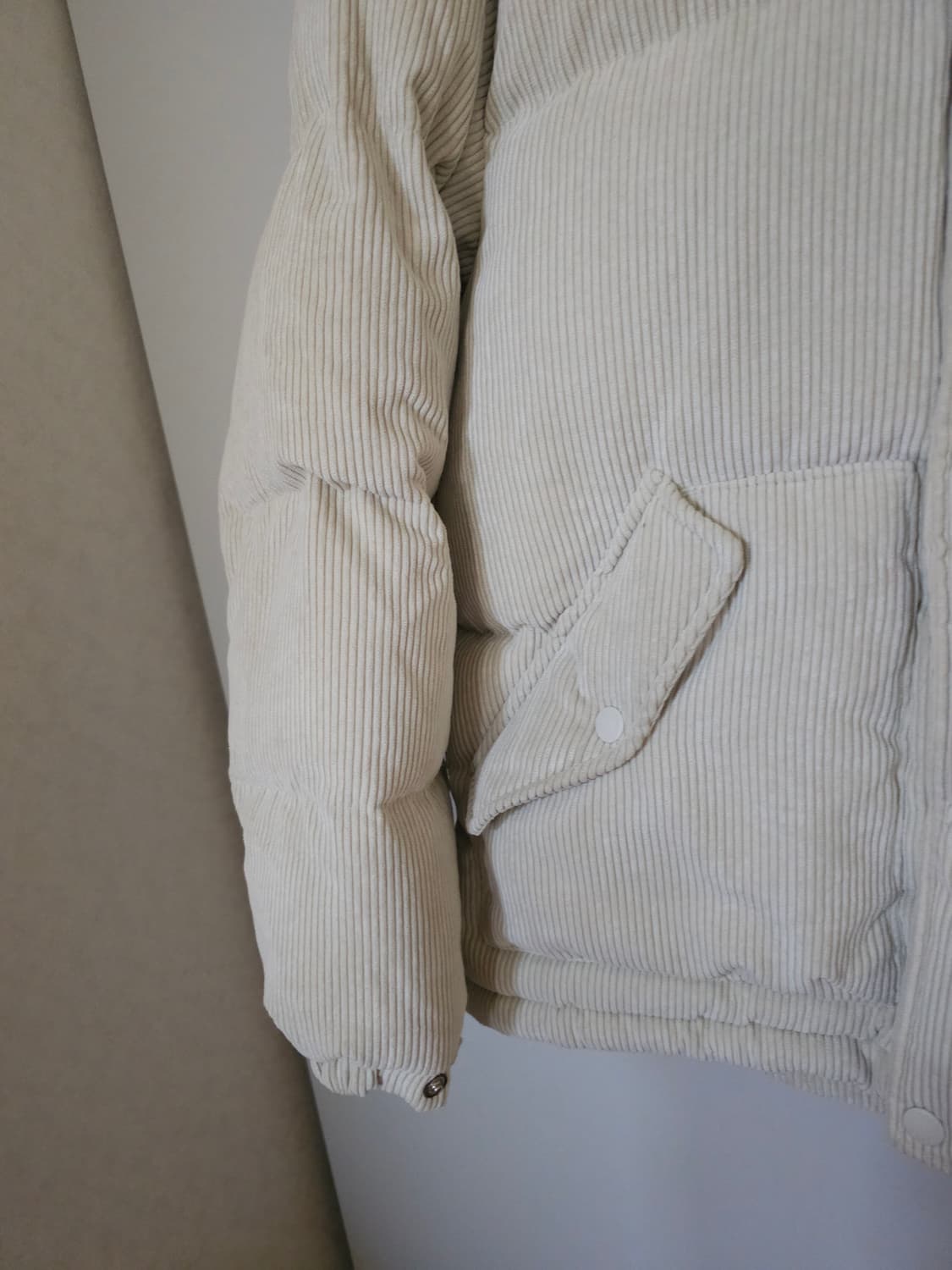 아웃도어 코듀로이 다운패딩 아이보리 상품이미지2