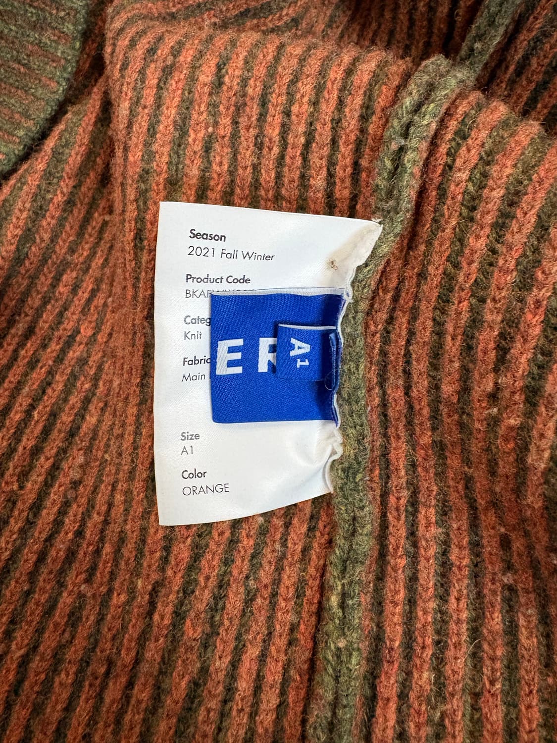 아더에러 니트 팝니다 상품이미지6