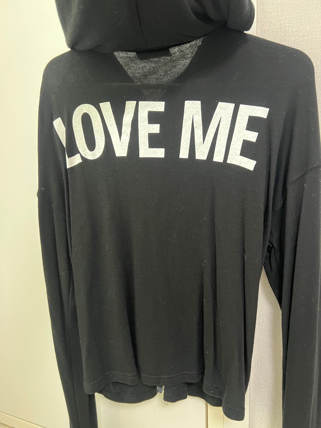 LOVE ME Sleeve Hoodie Zipup BLACK 상품이미지3