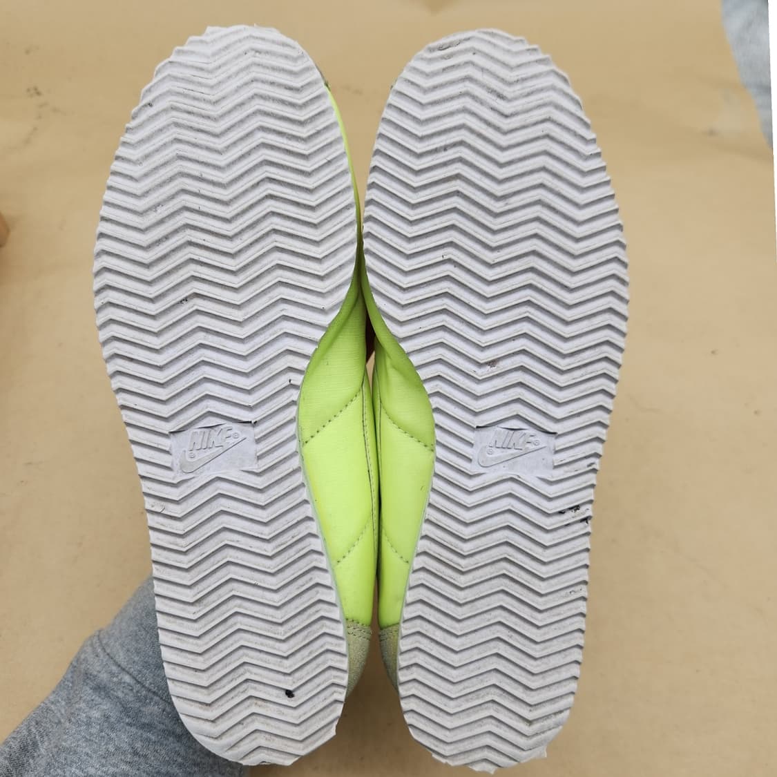 나이키 코르테즈 형광 운동화 250 상품이미지4