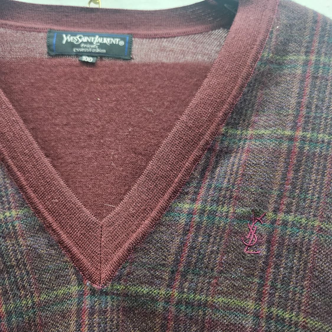 입생로랑 버건디 체크 뉴울 니트 100(L) 남여공용 상품이미지2