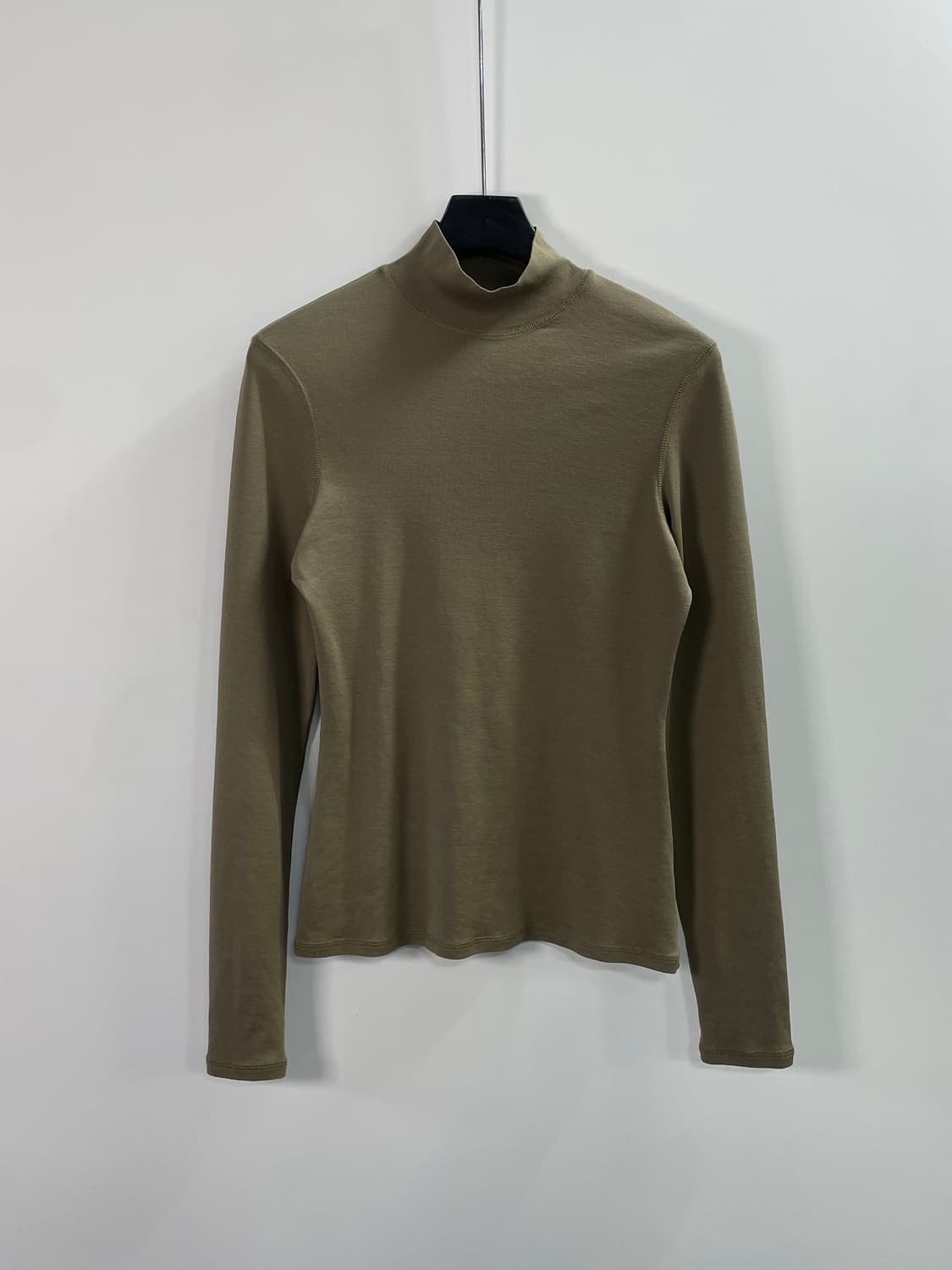 르메르 립 저지 터틀넥 롱슬리브 긴팔티 (on.497) 상품이미지1