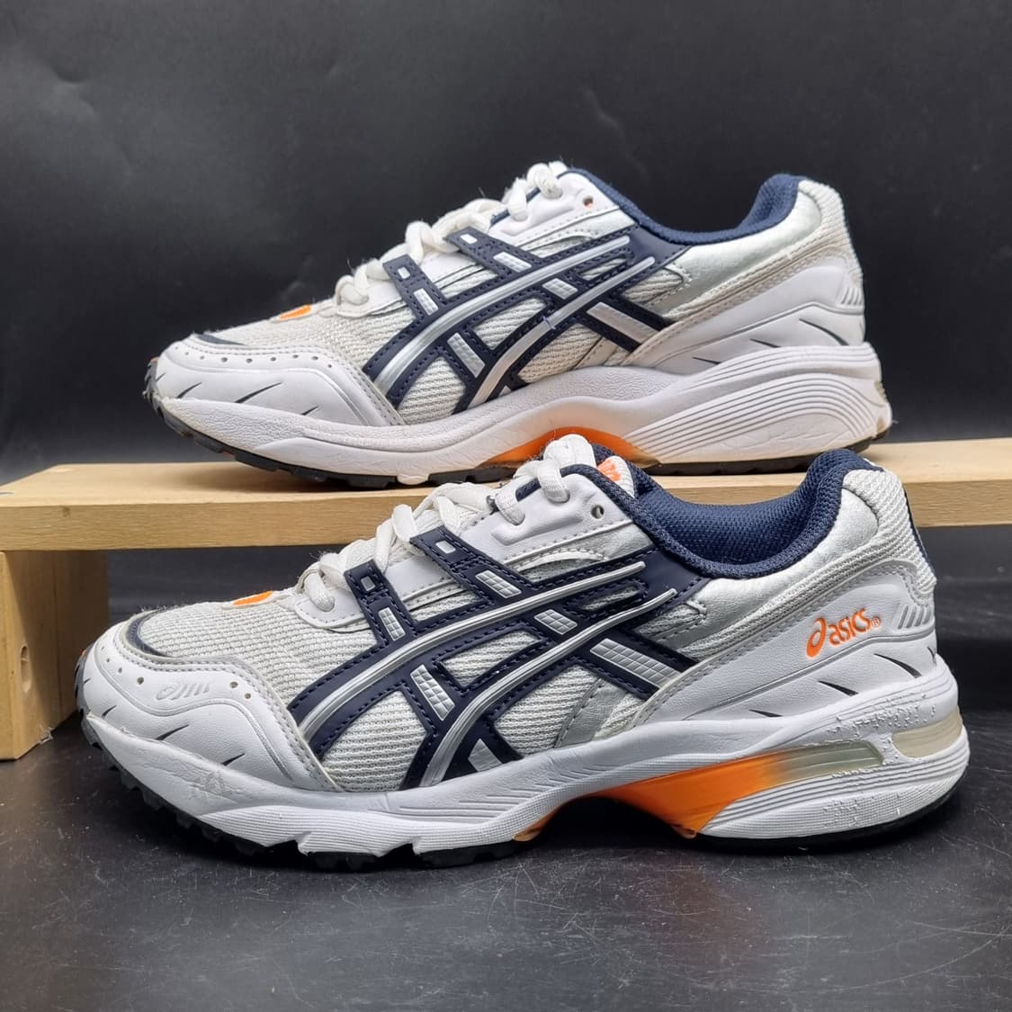 아식스 1090 여성운동화235. 상품이미지1