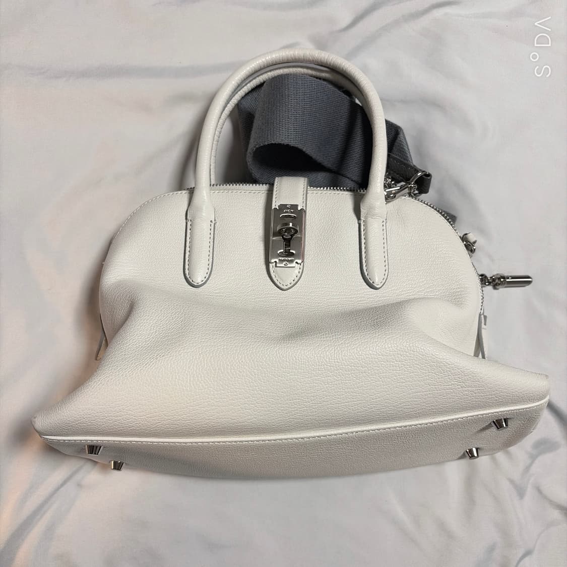 분크 토크 토트백 아이보리 상품이미지1