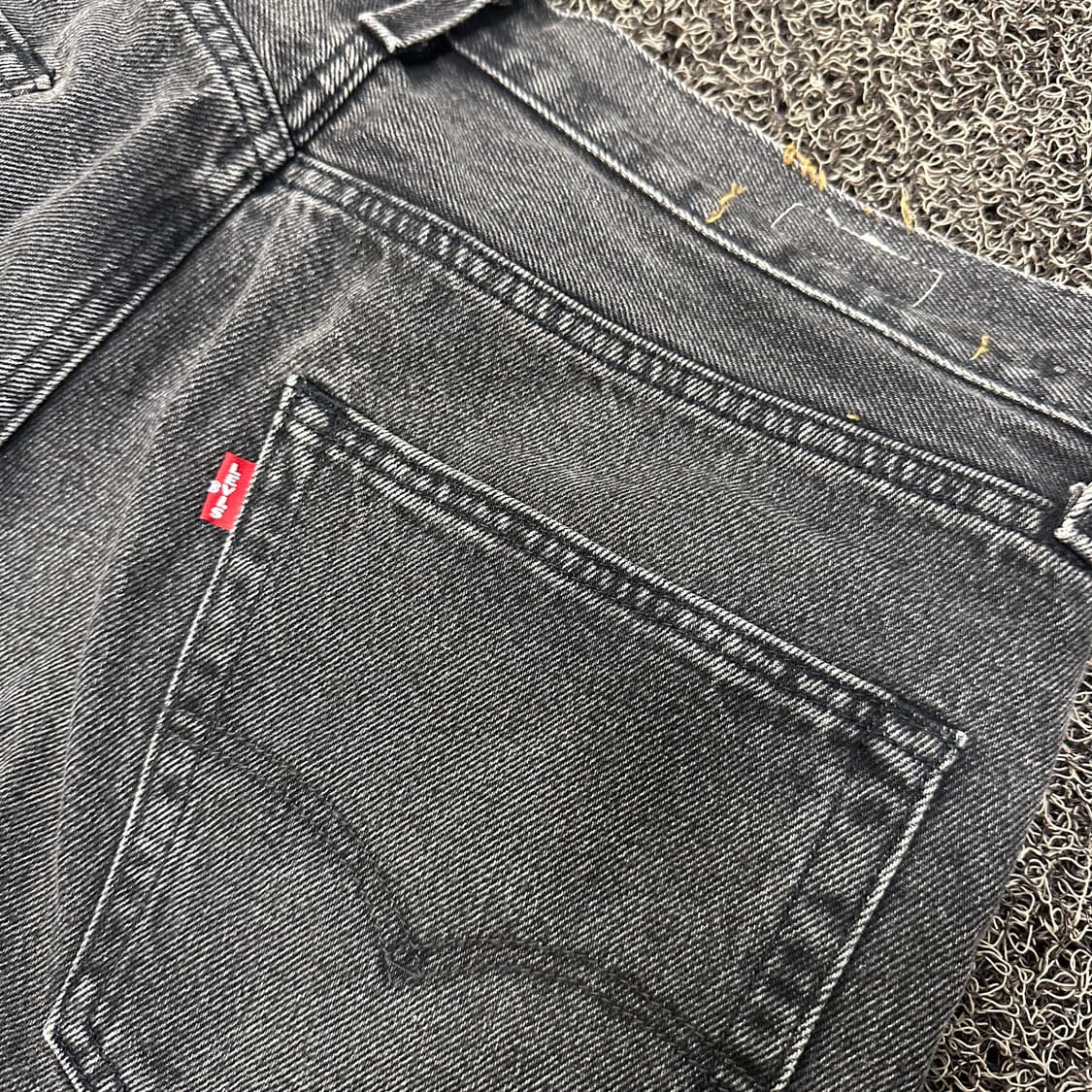 리바이스 프리미엄 데님 흑청반바지 34인치 상품이미지6