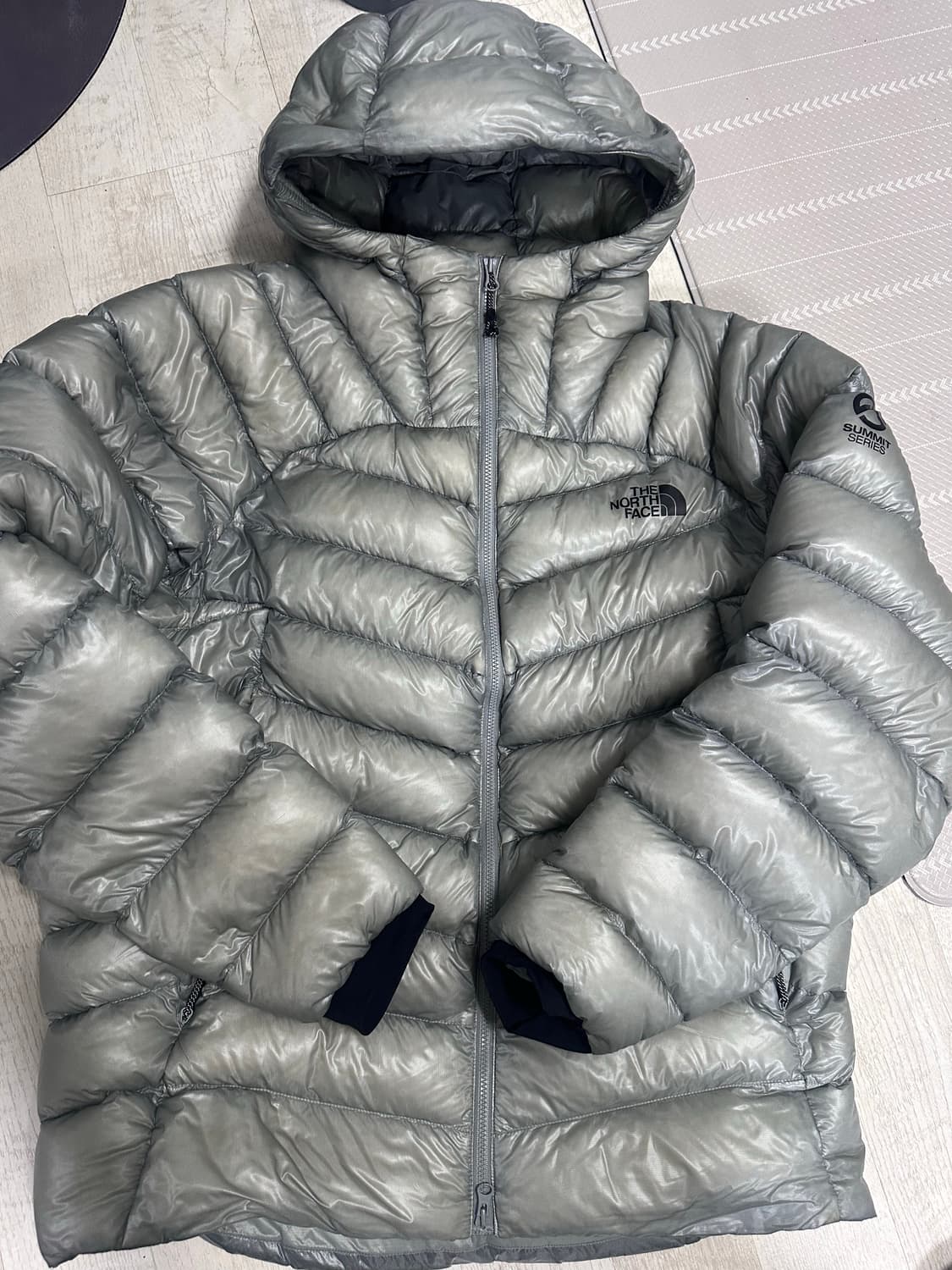 노스페이스 써밋 마테호른 RDS 다운 라이트 그레이 L  상품이미지3
