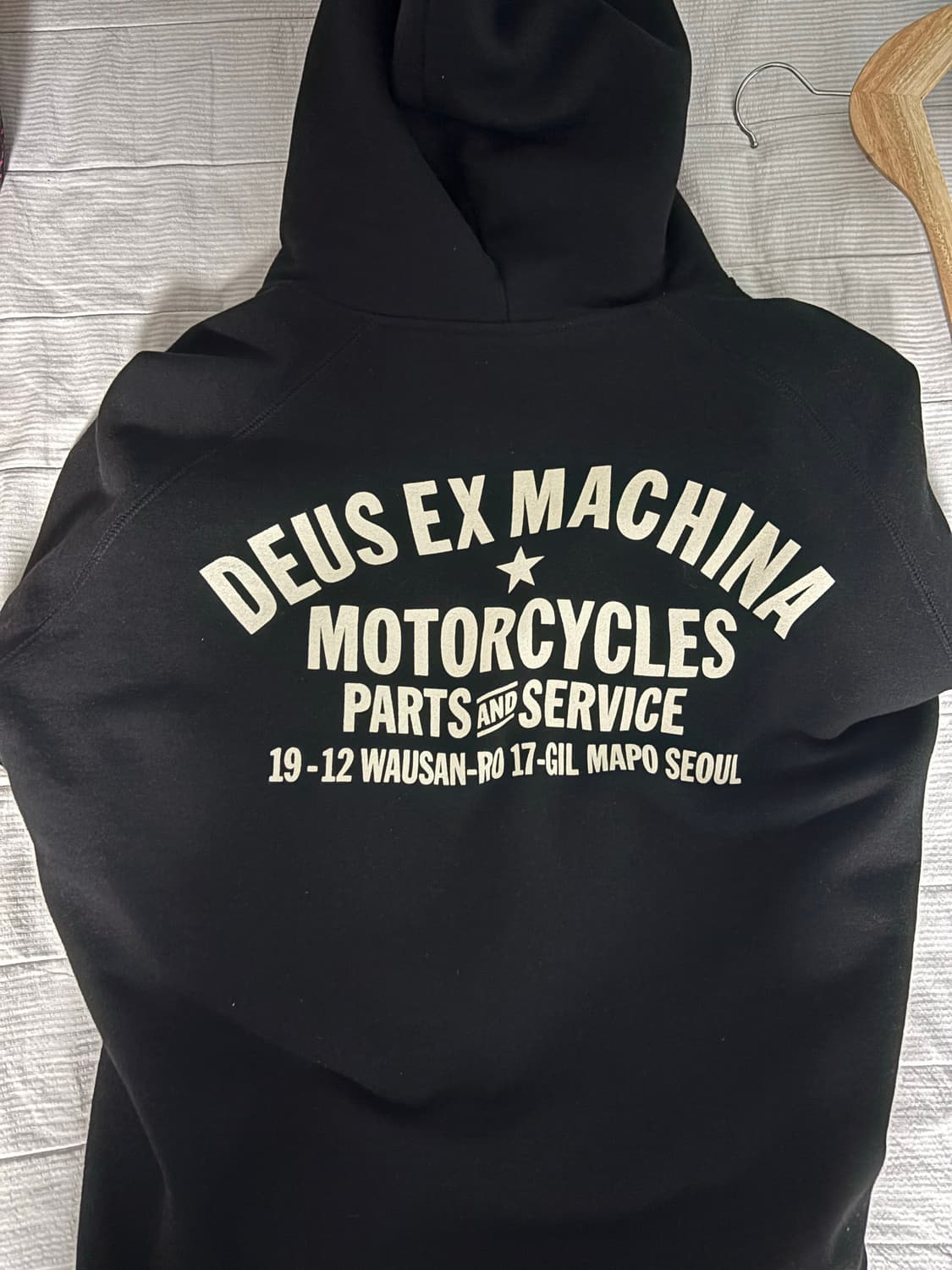 데우스 후드티 상품이미지2