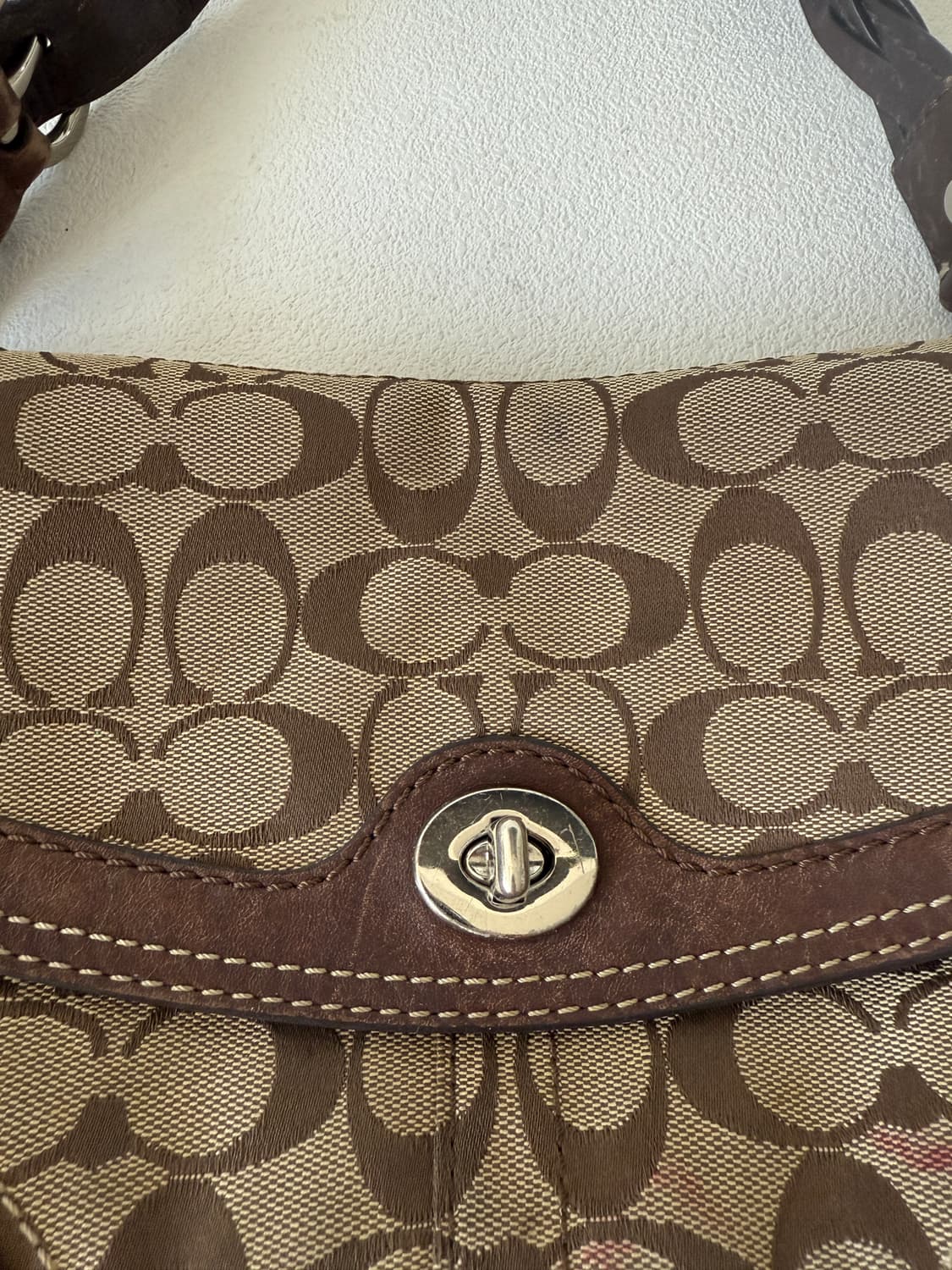 코치(COACH) 모노그램 숄더백 상품이미지3