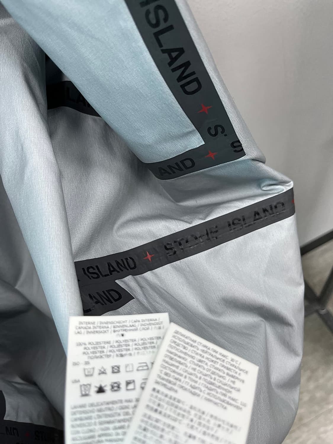 100) 스톤아일랜드 마리나 후드 레인자켓  상품이미지10