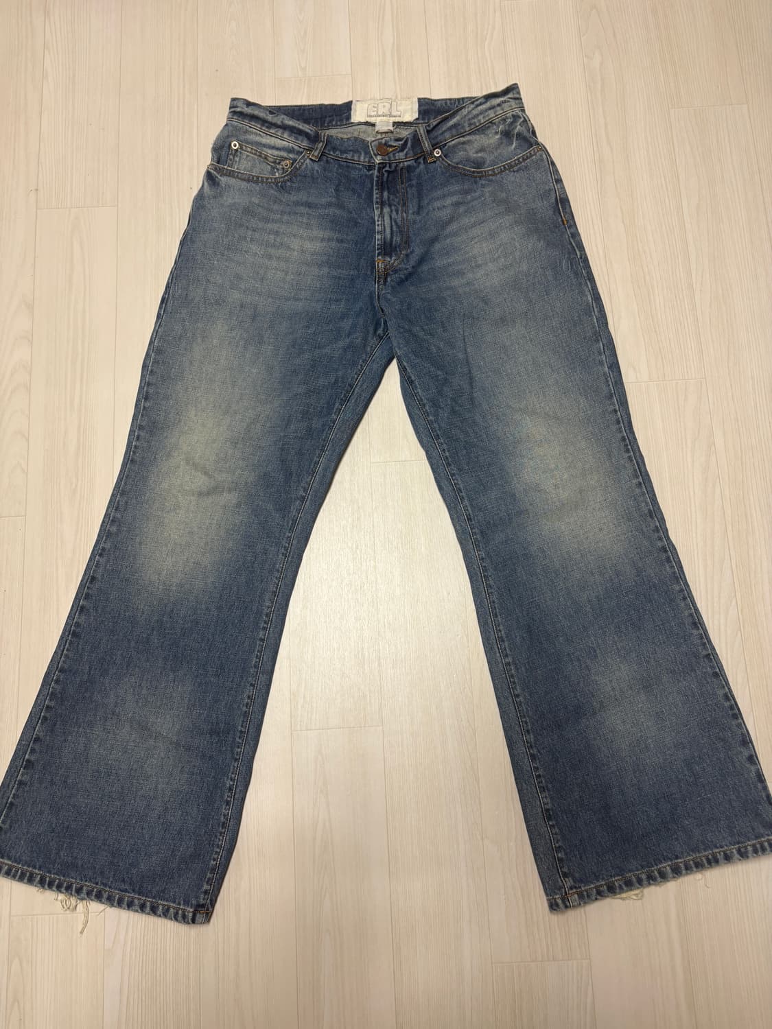 Erl distressed regular fit jeans 상품이미지3