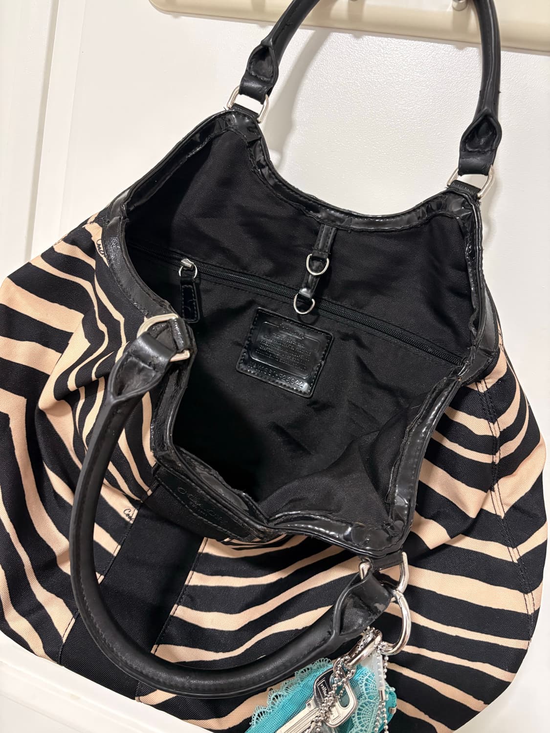 Coach zebra pattern bag 상품이미지7