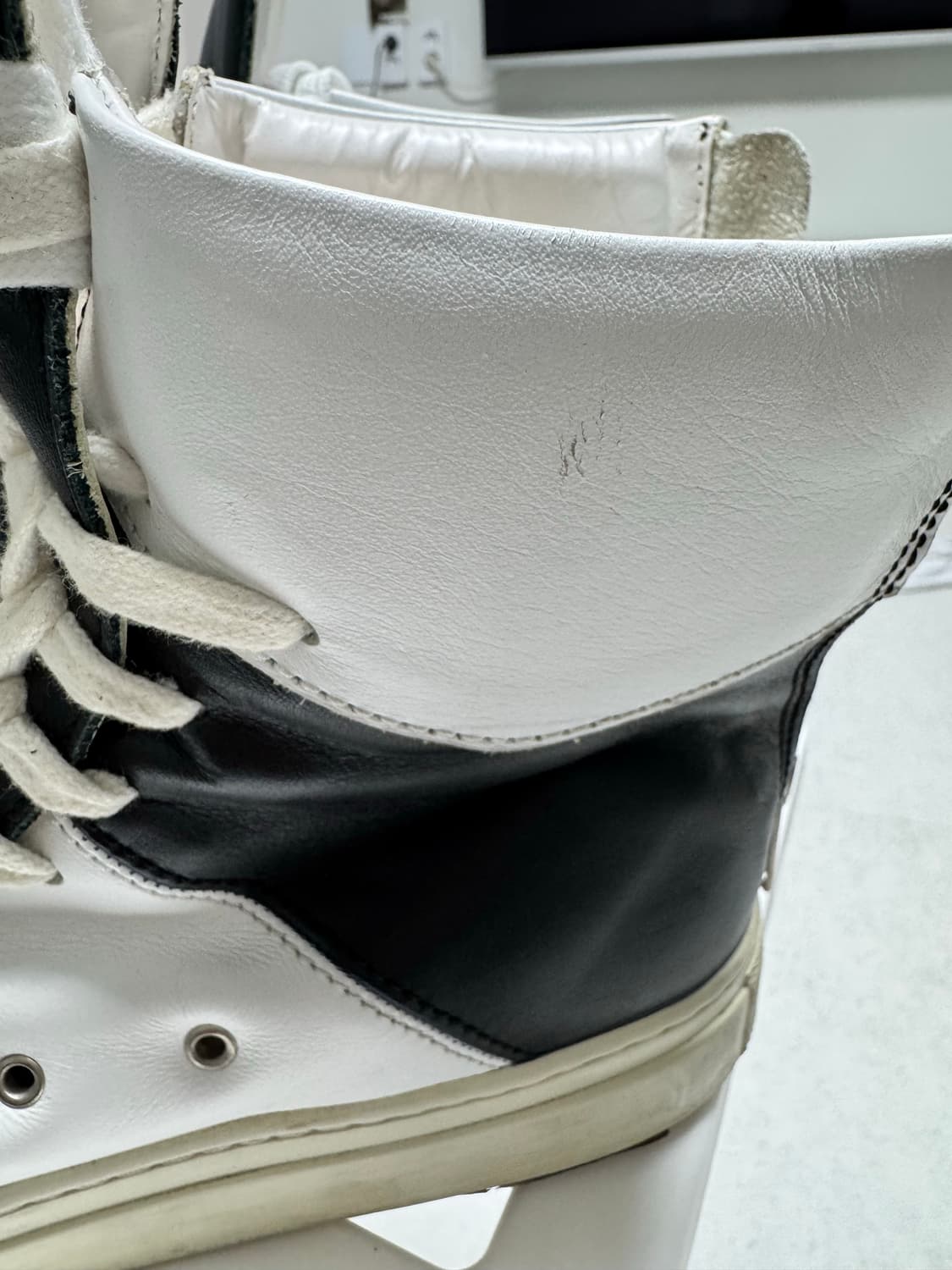 크리스반아쉐 끈칭칭 스니커즈 43 상품이미지4