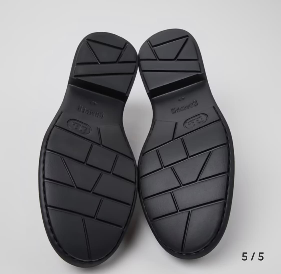 (새상품급) Camper 캠퍼 뉴먼 더비 블랙 41 상품이미지5