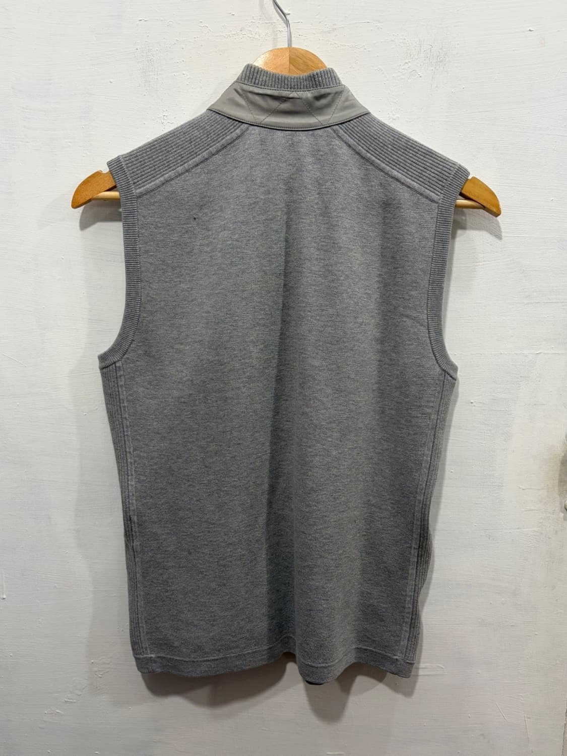 폴로 골프조끼(뒷면 니트재질) 상품이미지3