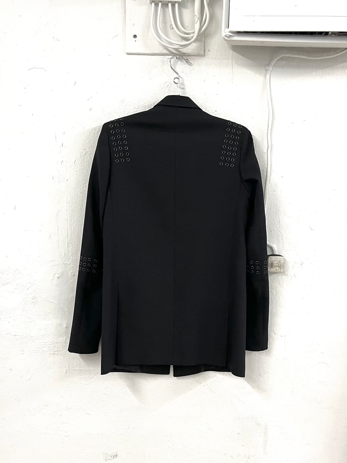 지방시 2011FW 리카르도 티시 스터드 아일렛 스모킹 자켓 상품이미지6