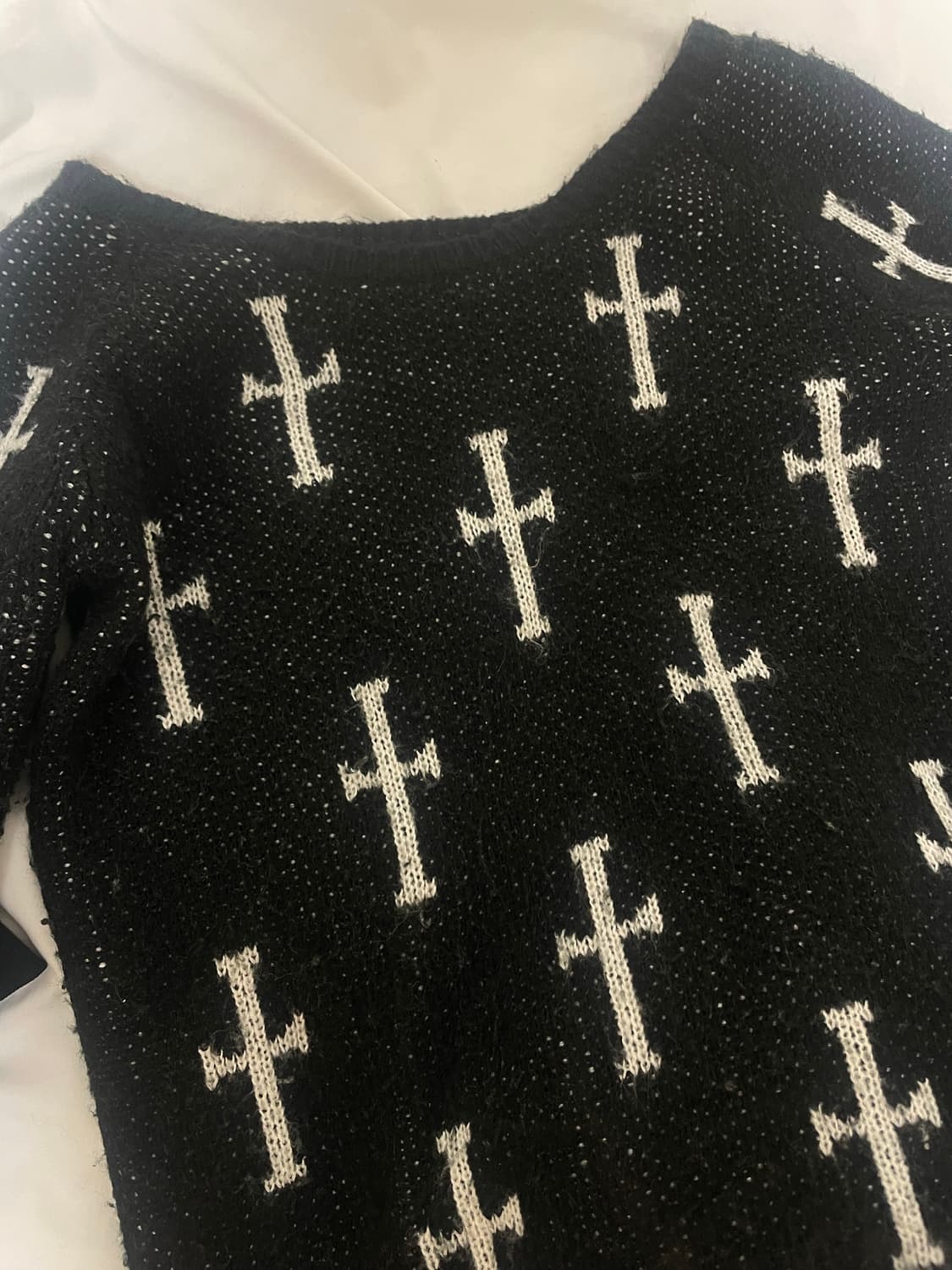 빈티지 펑크 크로스 니트 상품이미지2