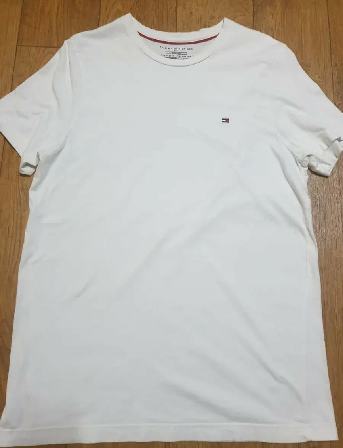 타미힐피거 반팔티 95 사이즈입니다 상품이미지1
