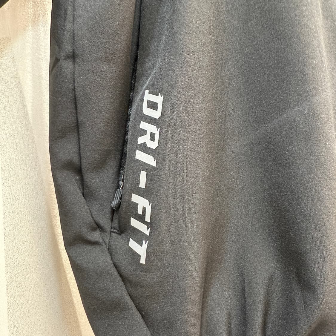 나이키 드라이핏 러닝 디비전 후드 바람막이 상품이미지5