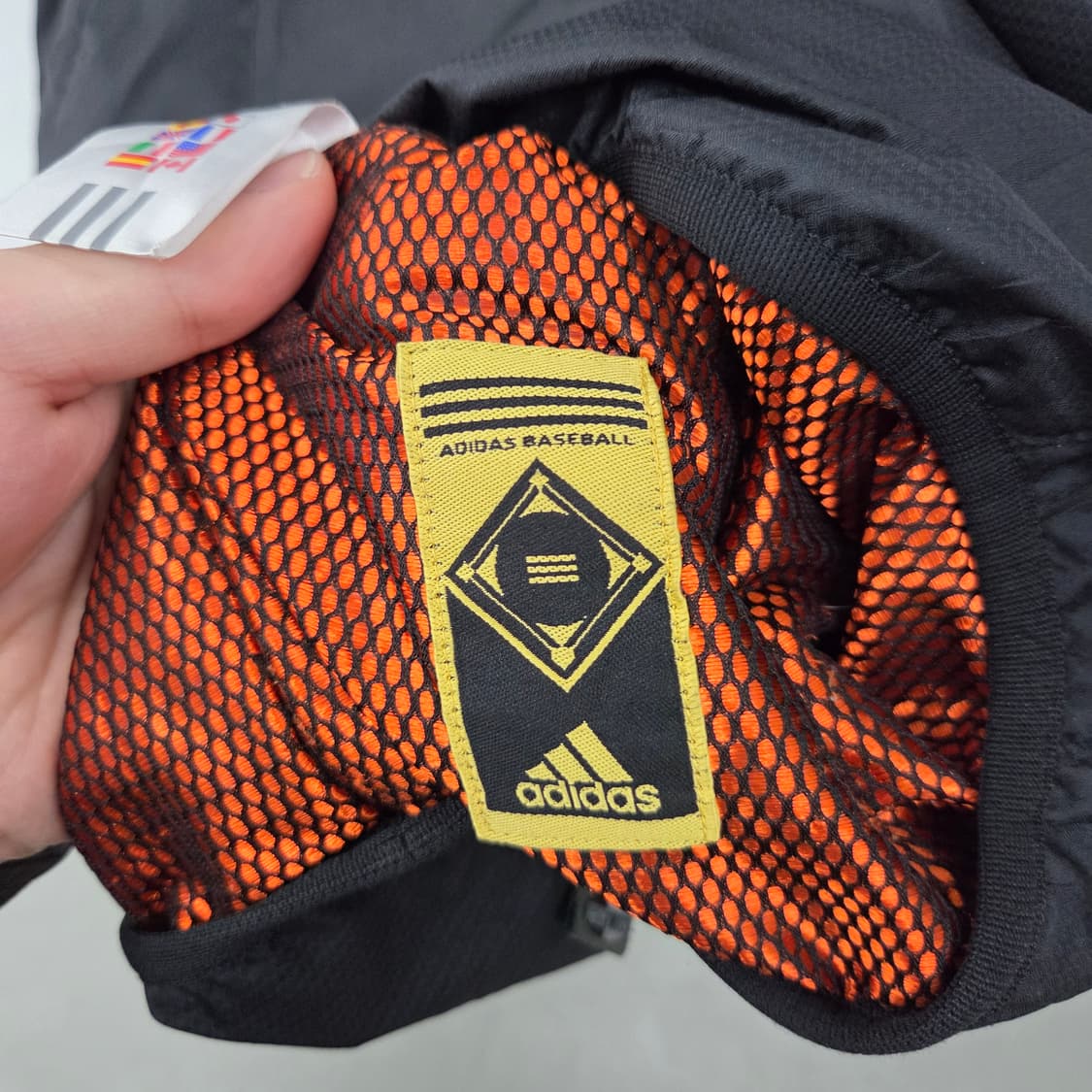 아디다스 블랙 바람막이 점퍼 금색 삼선 남성 L 상품이미지8