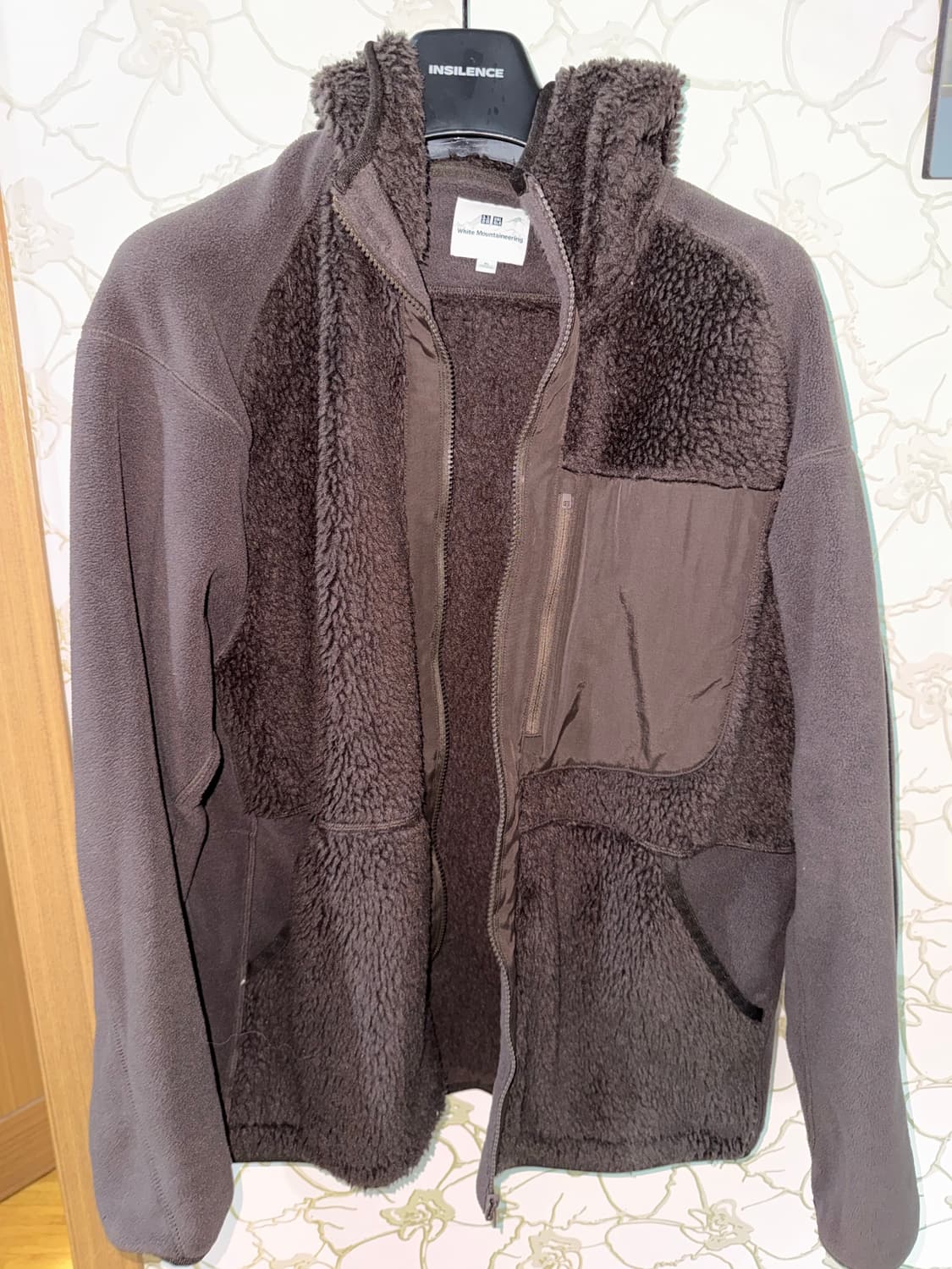 유니클로 화이트마운티니어링 브라운 XL 상품이미지2