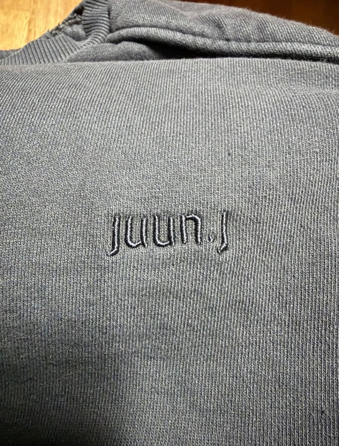 준지 (Juun.J) 22SS 가먼트 다잉 스웨트셔츠 그레이 상품이미지6