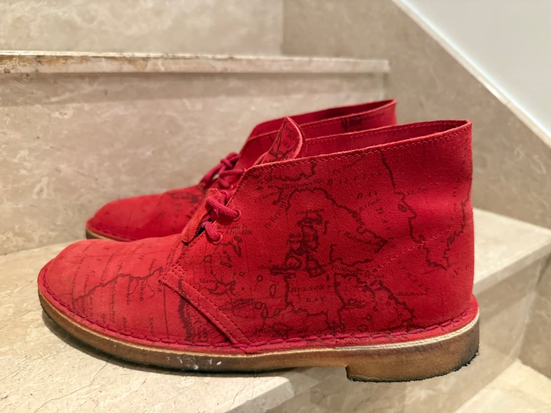 슈프림 월드맵 클락스 월라비 상품이미지1