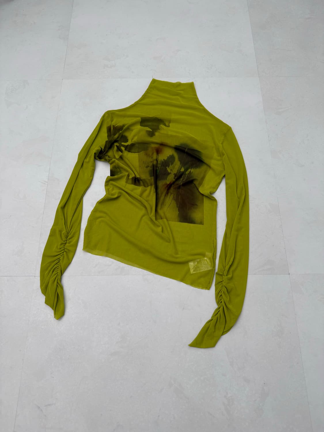 라임 시스루 핸드 셔링 긴팔티  상품이미지4