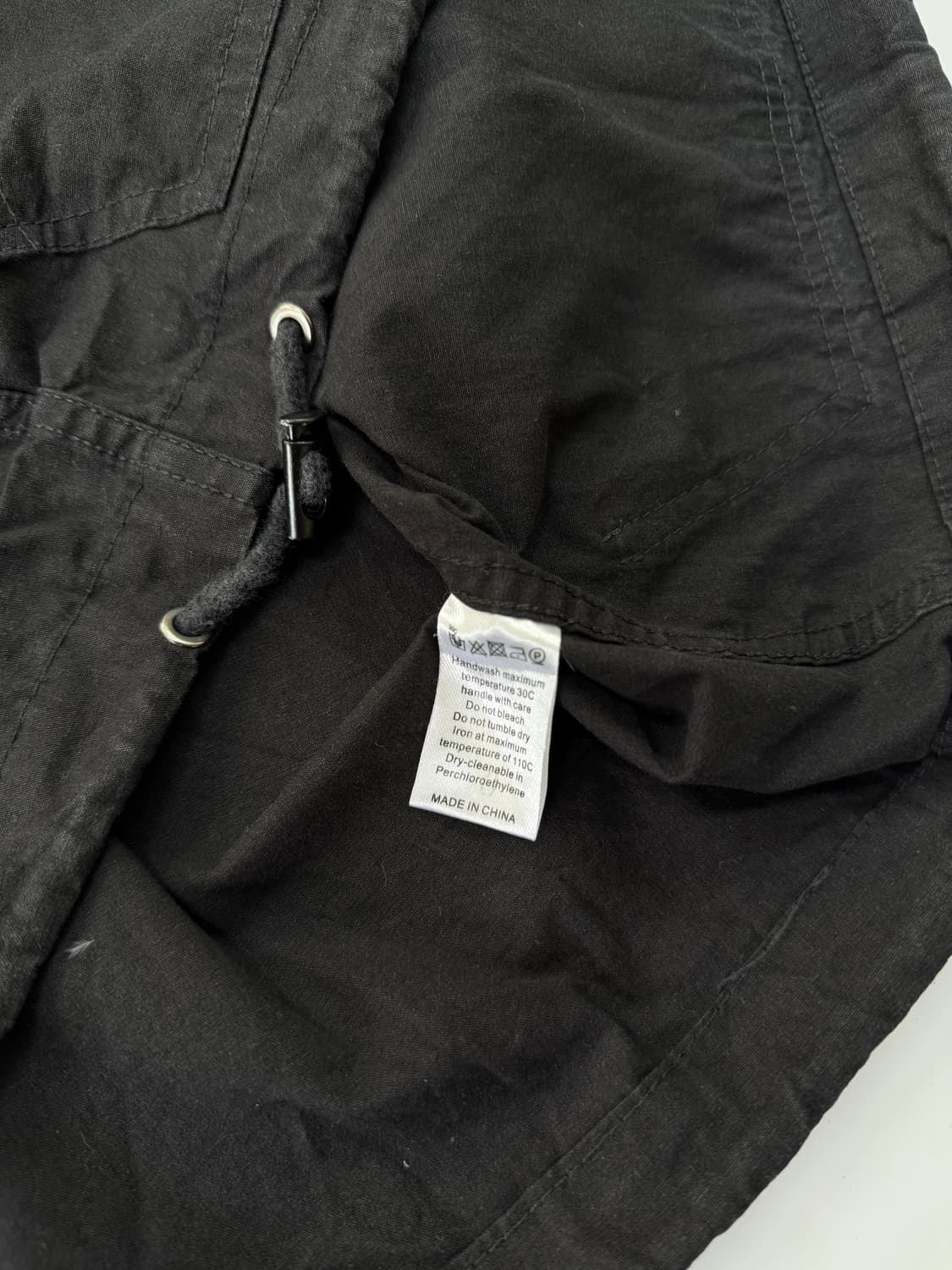 파르티멘토 블랙 미니멀 후드 윈드자켓 상품이미지6