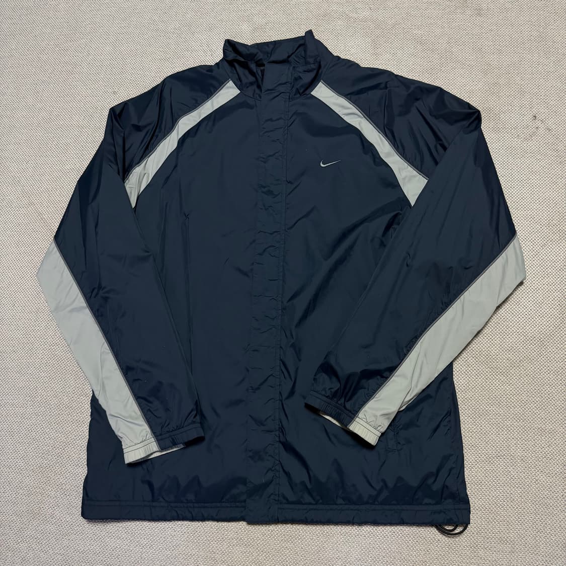 나이키 스몰스우시 바람막이 상품이미지1