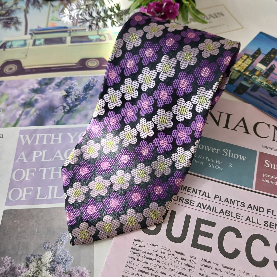 발망 실크 퍼플 플라워 패턴 넥타이 9.5cm A+등급 A19449
 상품이미지2
