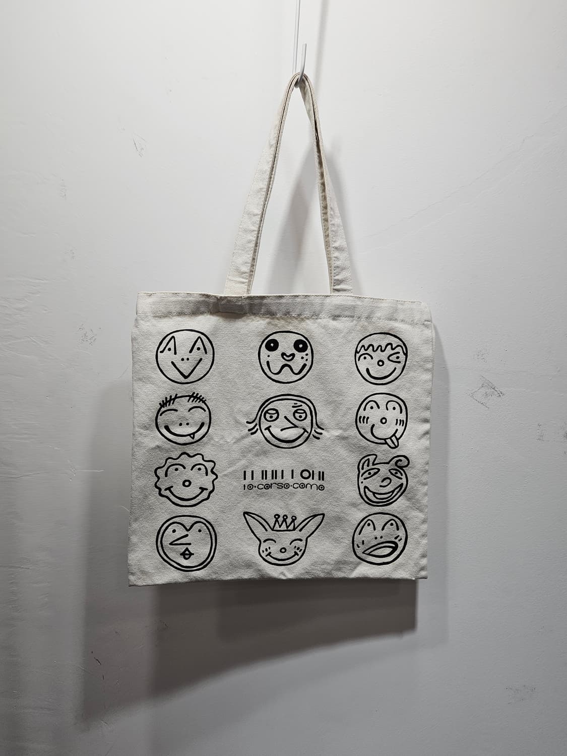 꼬르소 꼬모 드로잉 에코백  상품이미지1