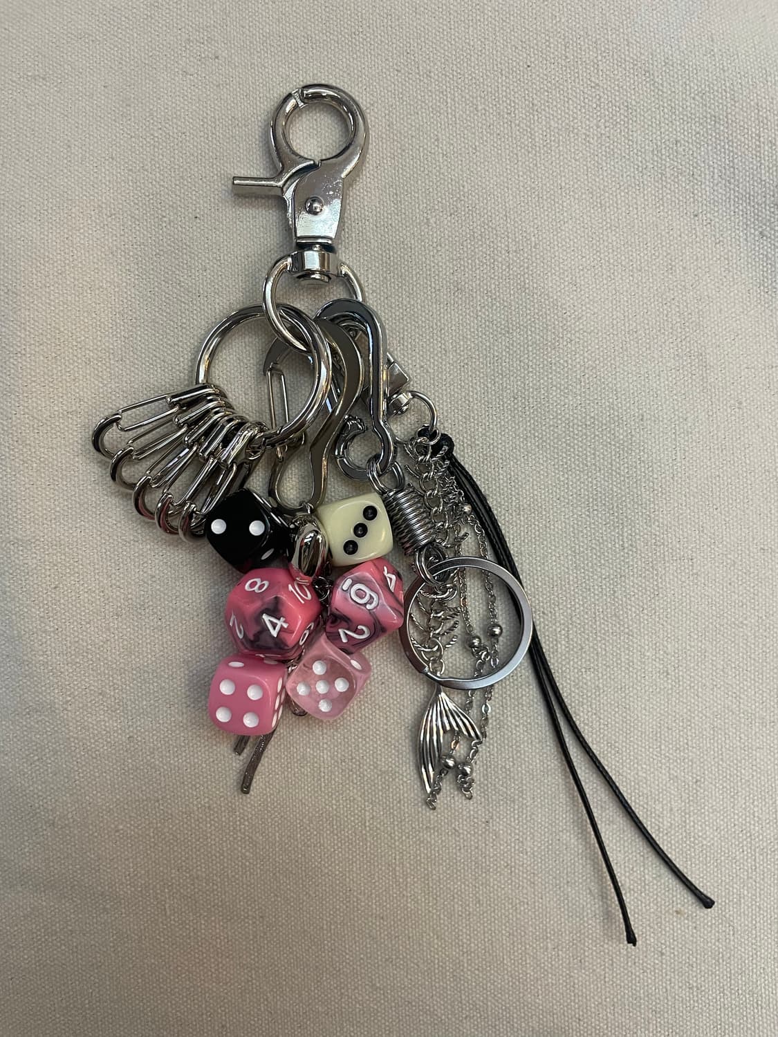 🎲 Dice Punk Keyring  상품이미지2