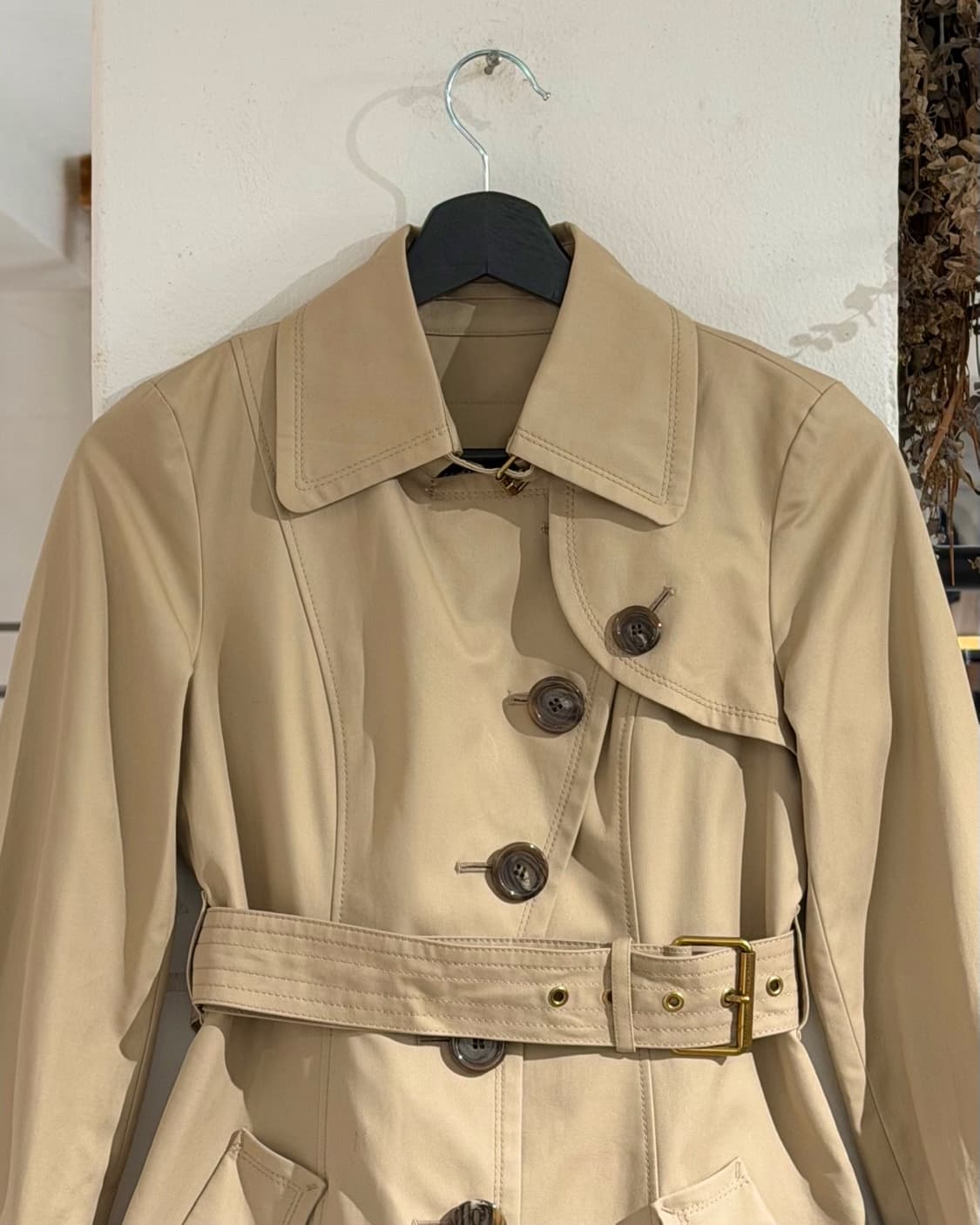 버버리 블루라벨 베이지 벨티드 트렌치코트 상품이미지4