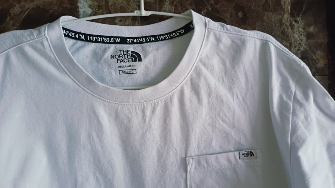 노스페이스 화이트 반팔 상품이미지3