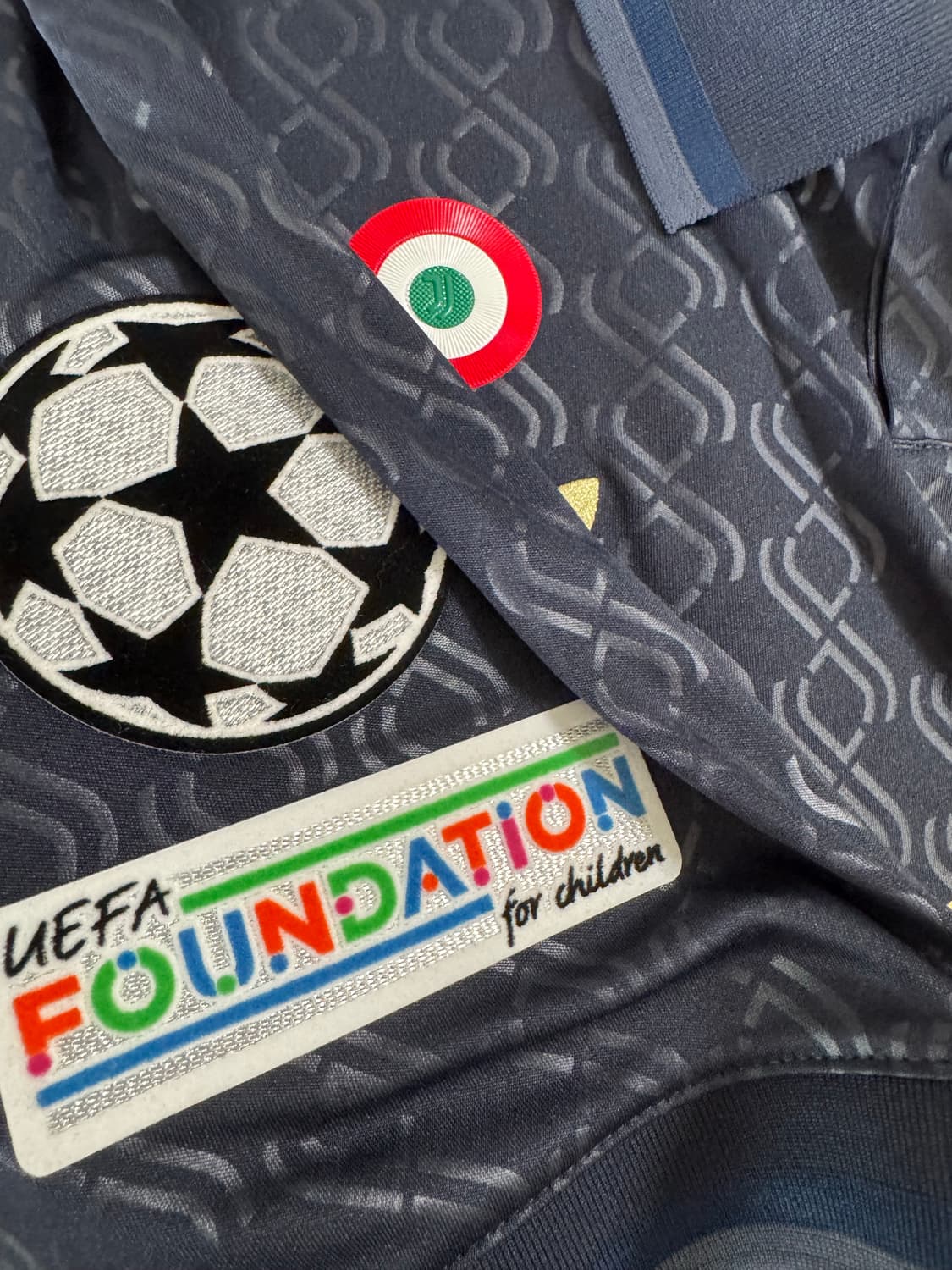 24-25 유벤투스 써드 국내 4xl 일디즈 마킹 판매합니다 상품이미지4