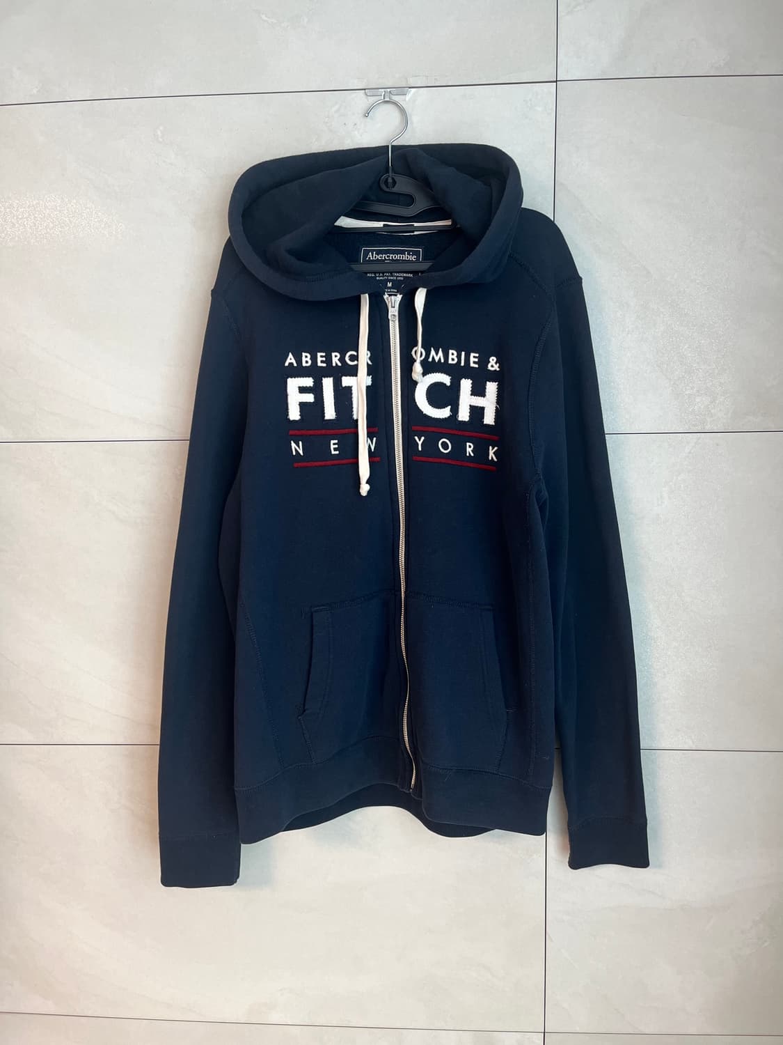 아베크롬비 뉴욕 스펠로고 대장 후드집업 화이트 [M] 상품이미지3