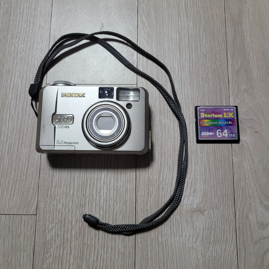 펜탁스 Optio 330GS 디지털카메라 + 64MB cf메모리 상품이미지1