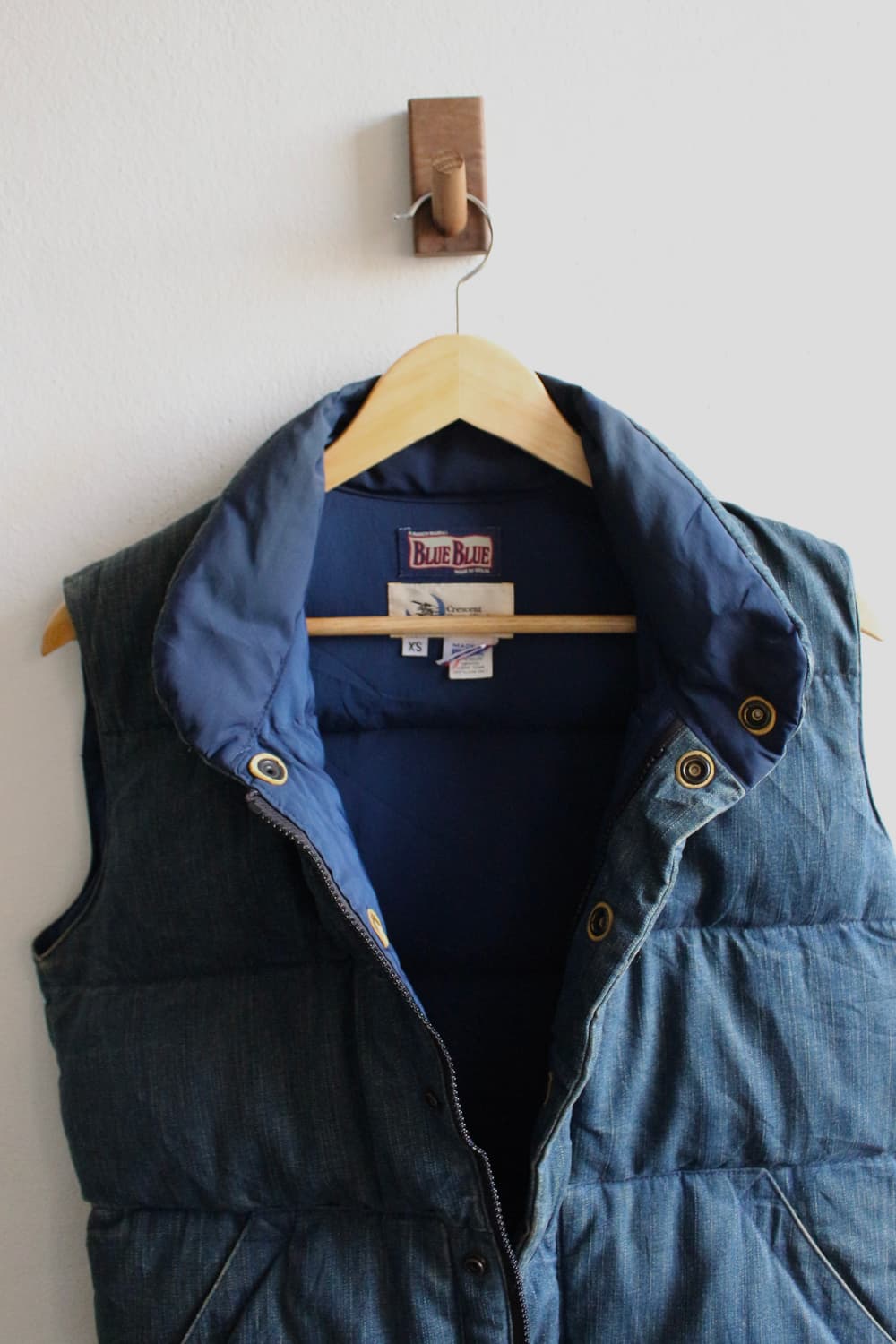 블루블루 x 크레센트 다운 웍스 다운 베스트 상품이미지4