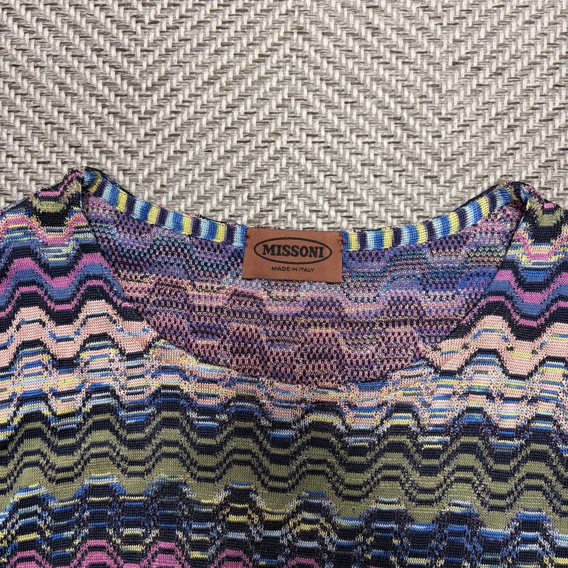 미쏘니 지그재그 패턴 탑 v1011 상품이미지5