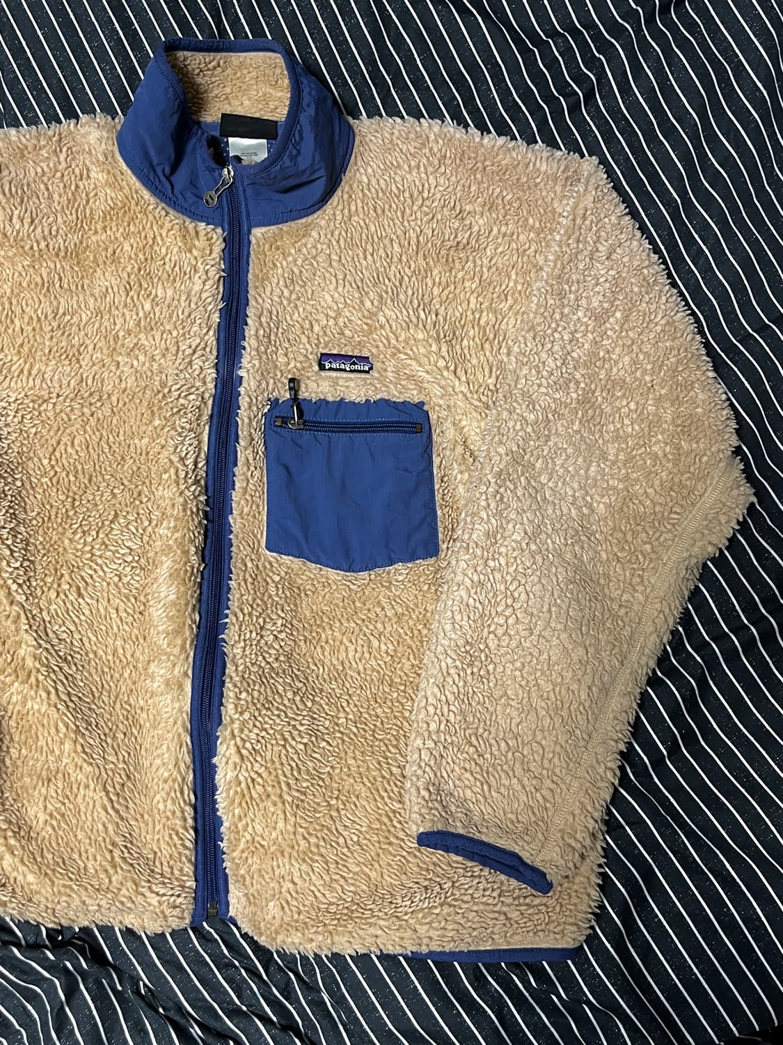 파타고니아 레트로 딥파일 네추럴 L 상품이미지2