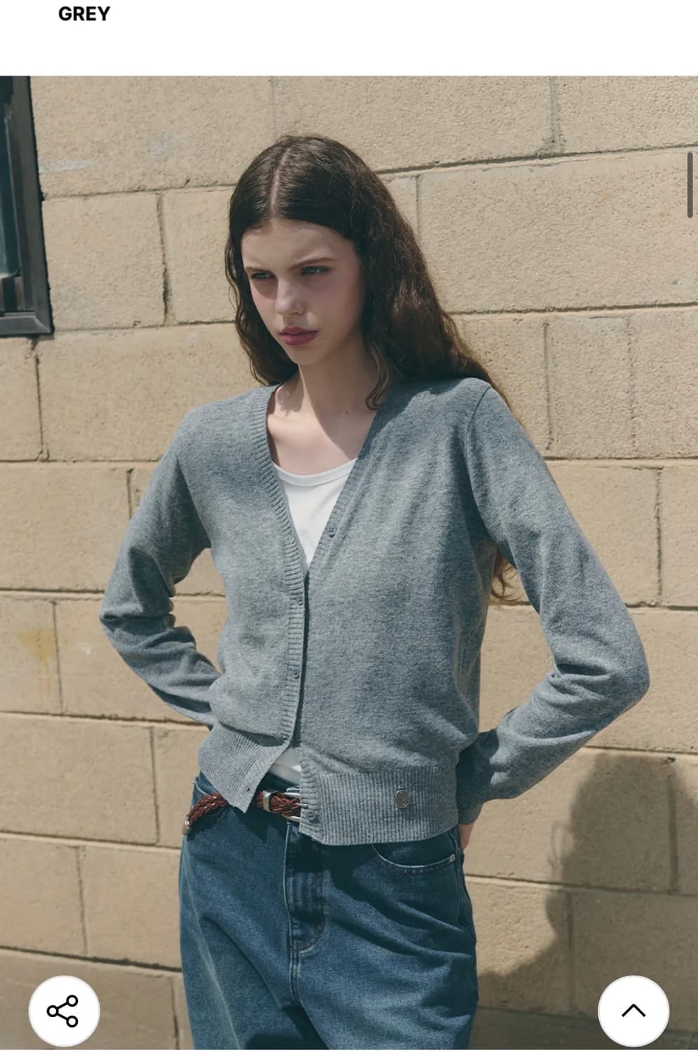 (새상품) 레더리 슬릿 슬리브 브이넥 가디건 [GREY] 상품이미지4