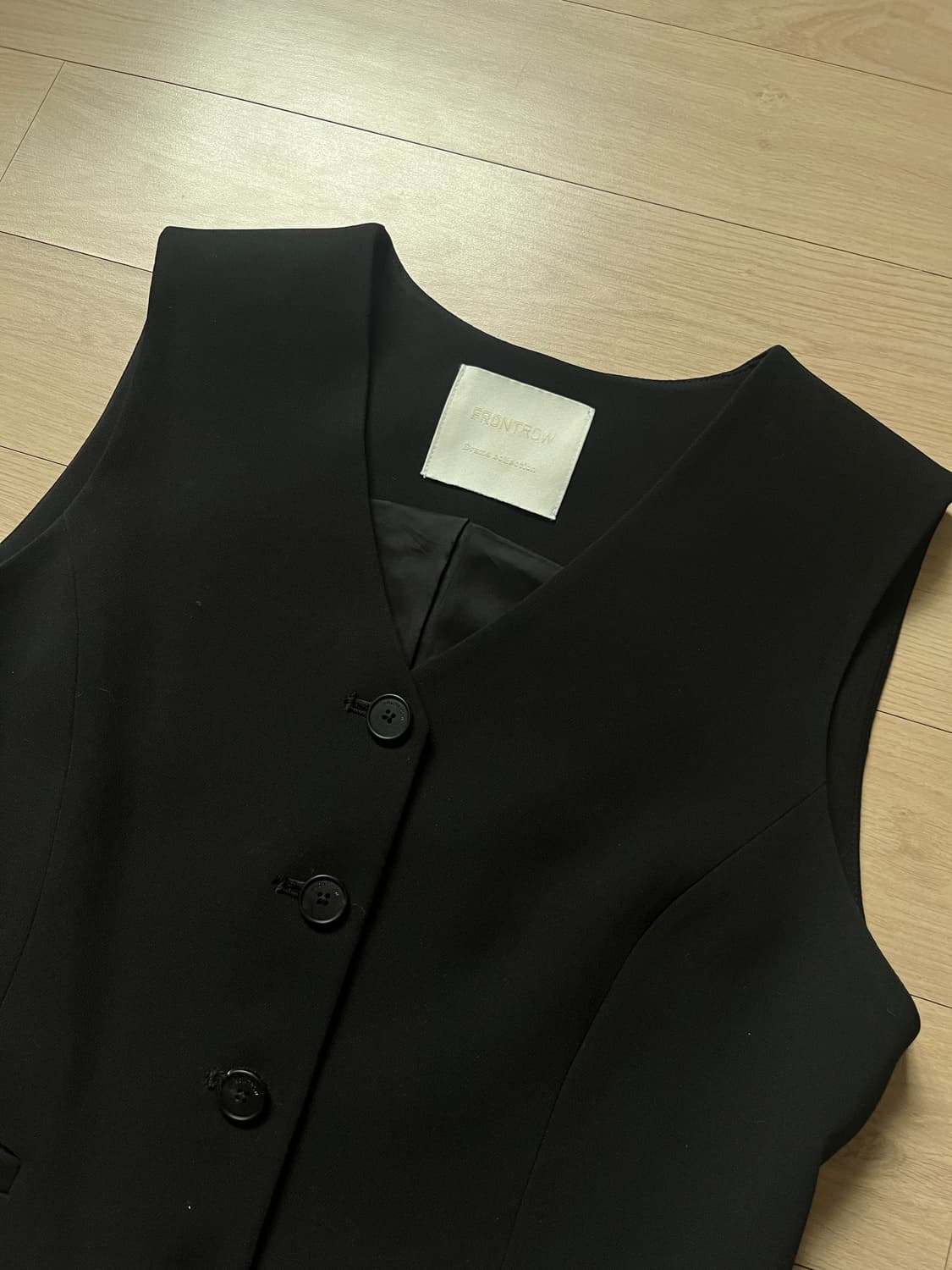 FRONTROW 블랙 테일러드 베스트 상품이미지4