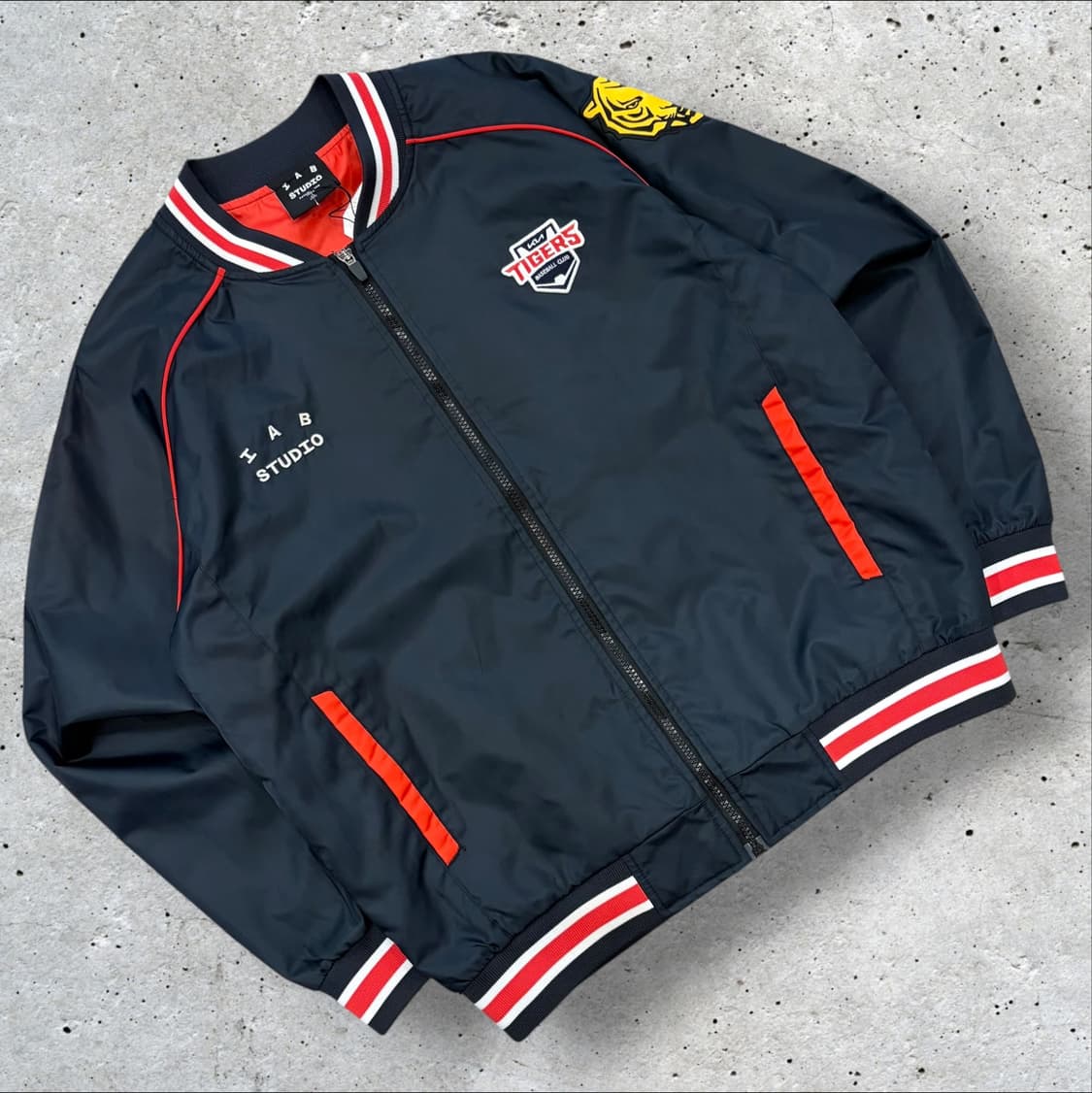 [M] 아이앱스튜디오 기아 타이거즈 야구 점퍼 바시티 자켓 D443 상품이미지1
