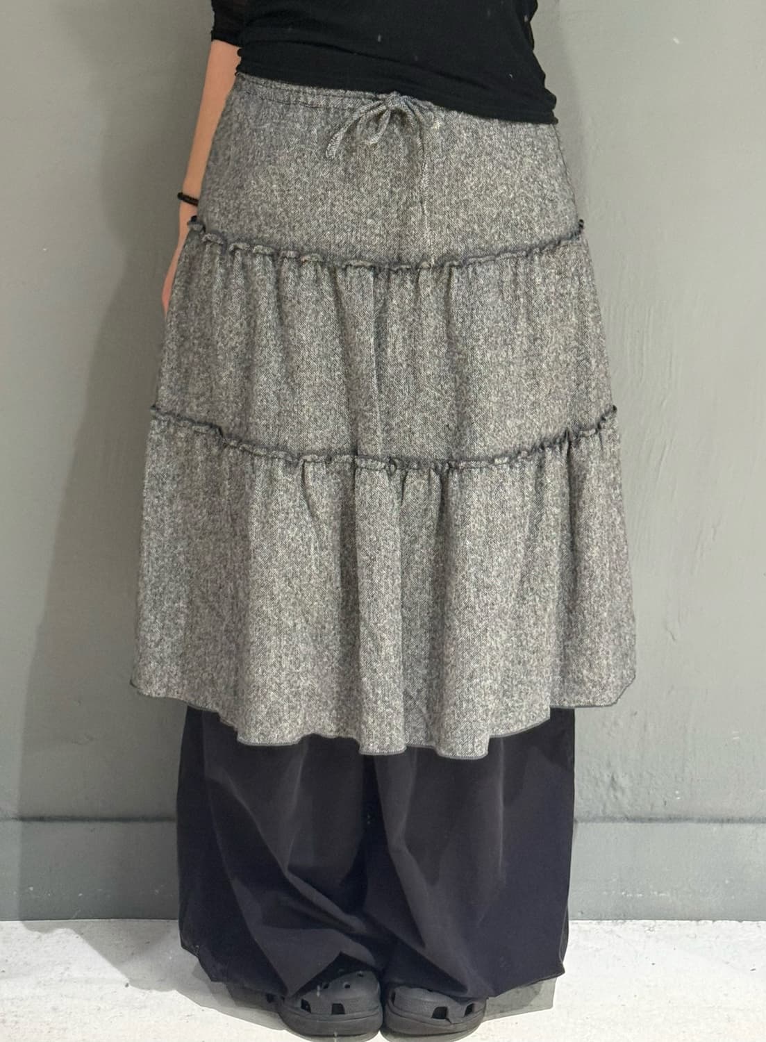 bokasi frill detail midi skirt 상품이미지2