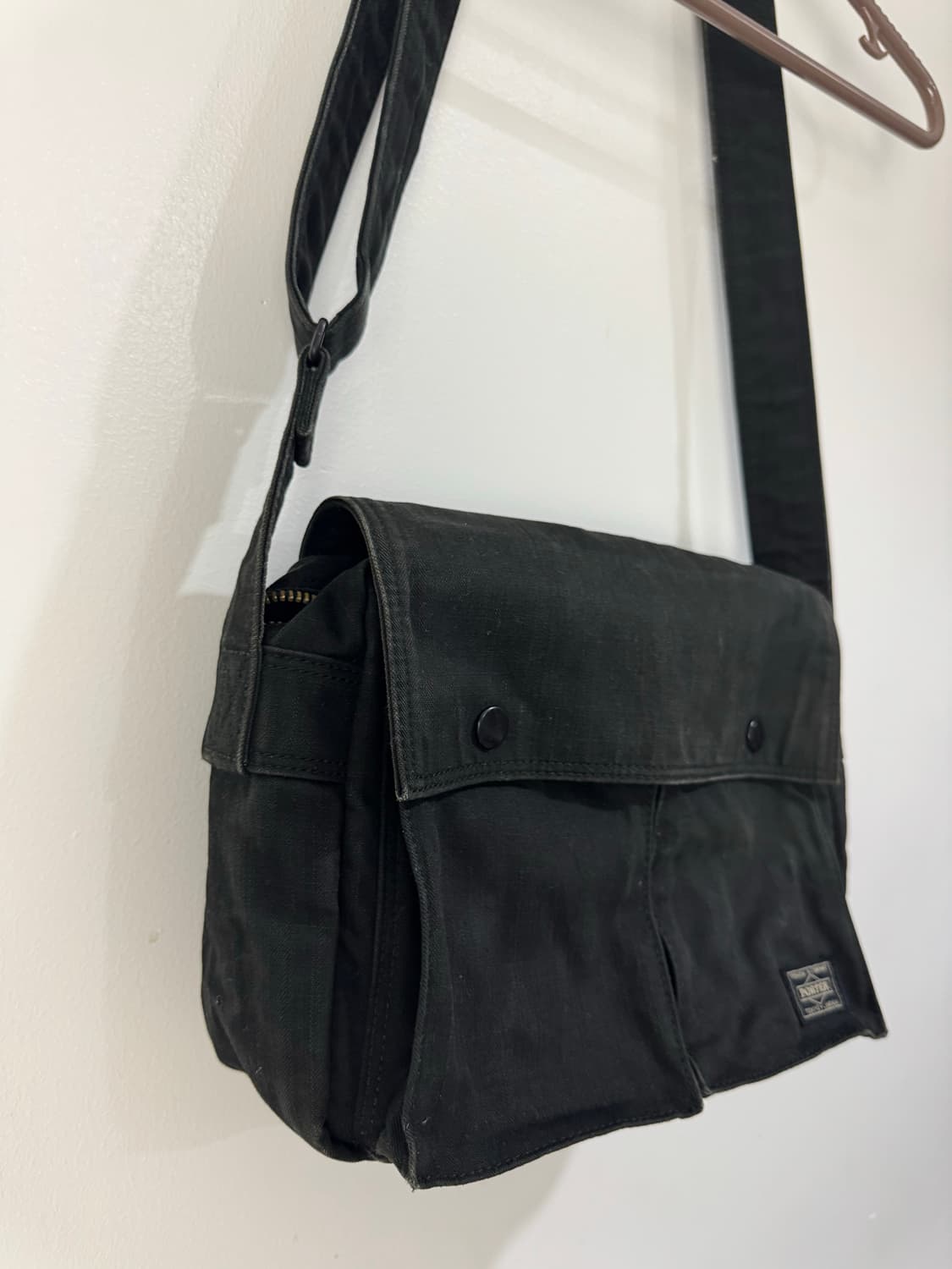 요시다 포터 블랙 스모키 크로스 상품이미지3