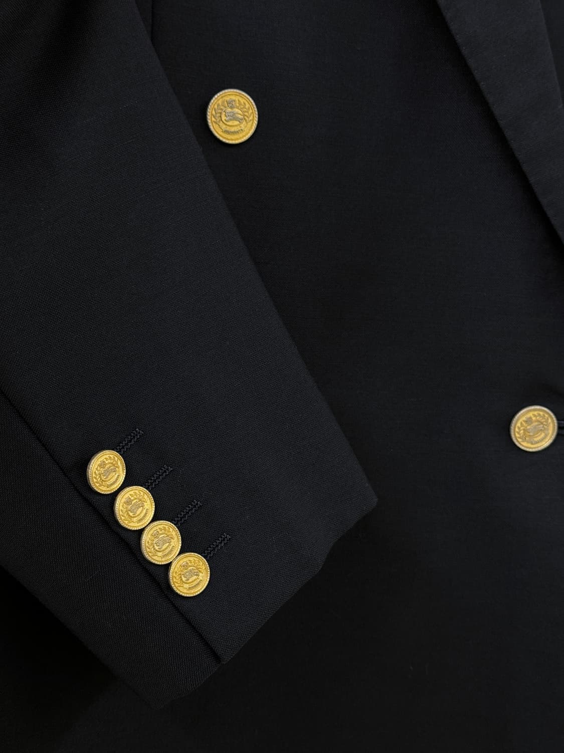 Burberry navy gold button 상품이미지5