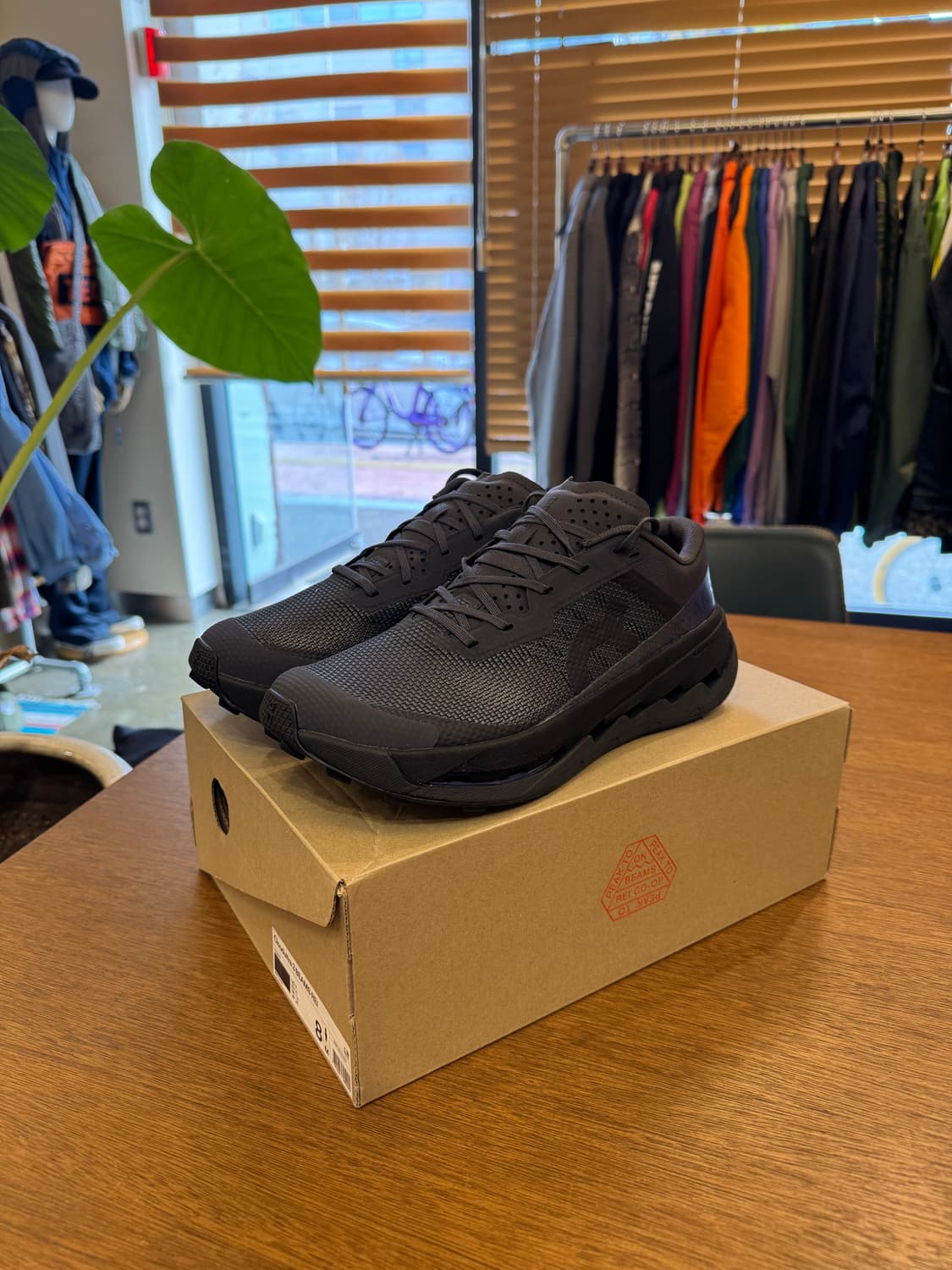 [260mm] 온러닝 x 빔즈 x 레이 클라우드 울트라3 아이언블랙 상품이미지8