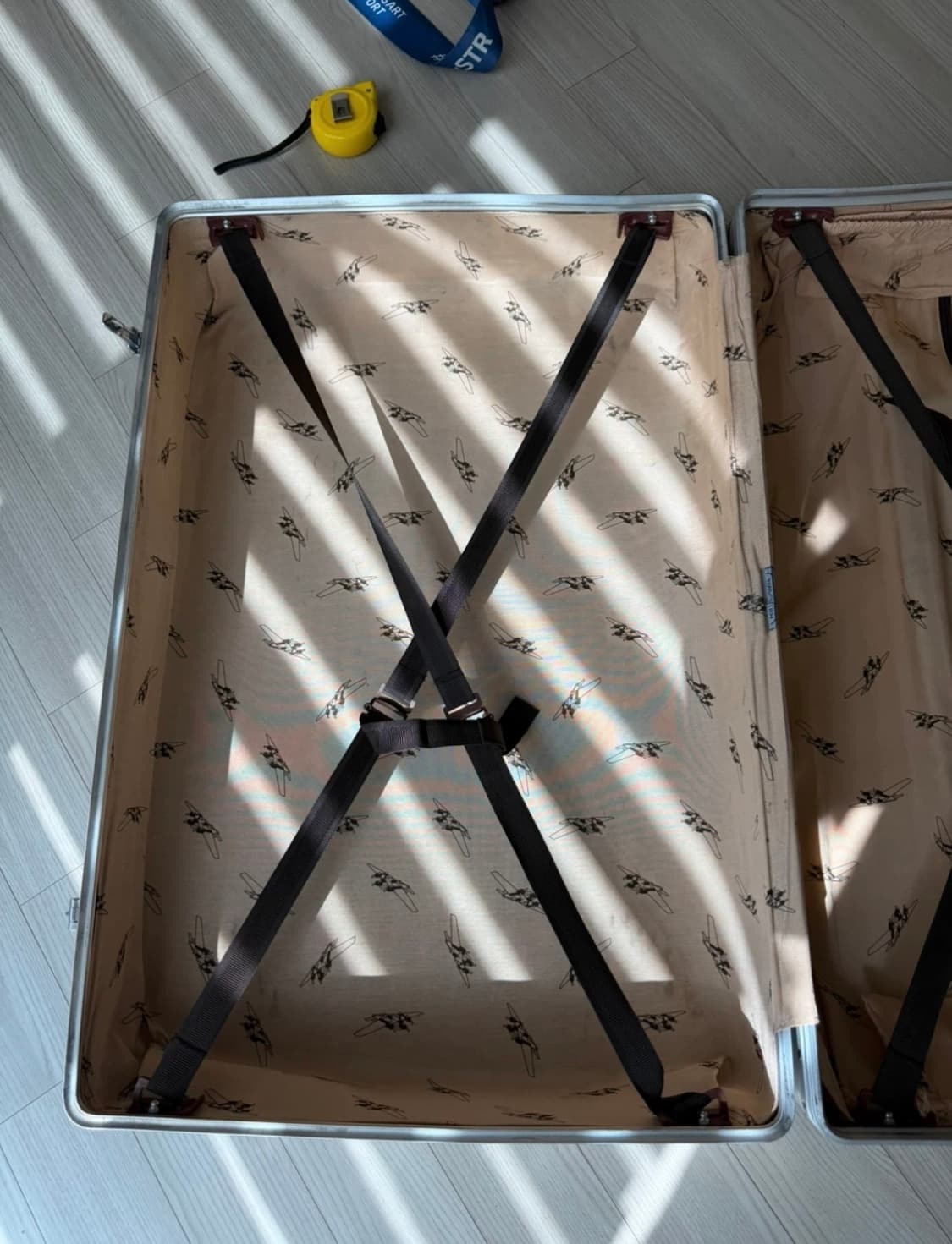 리모와 알루미늄 캐리어 28인치 (투휠 제품) 상품이미지4