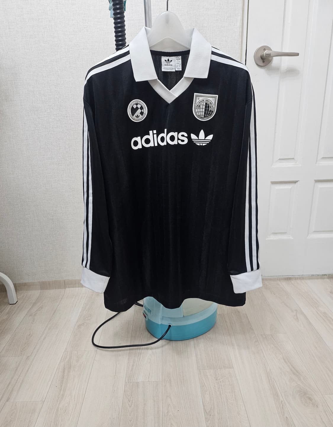 (95~100)M-L☆초대장급☆아디다스 풋볼아쿠아싸커[검흰]롱슬리브긴팔티 상품이미지1