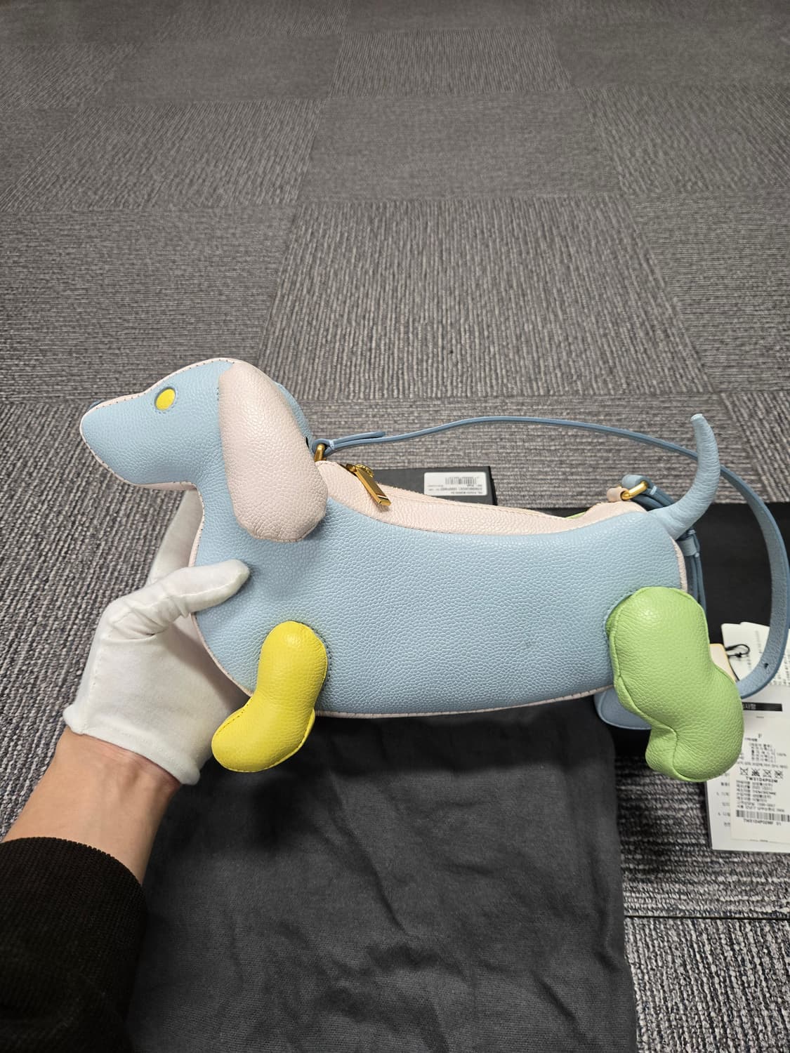 [특가][정품] 톰브라운 투톤 헥터백 상품이미지3